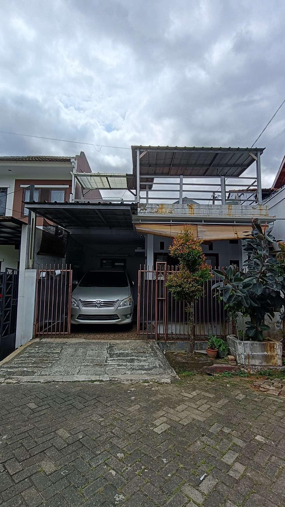 Rumah murah siap huni di Bintaro Jaya