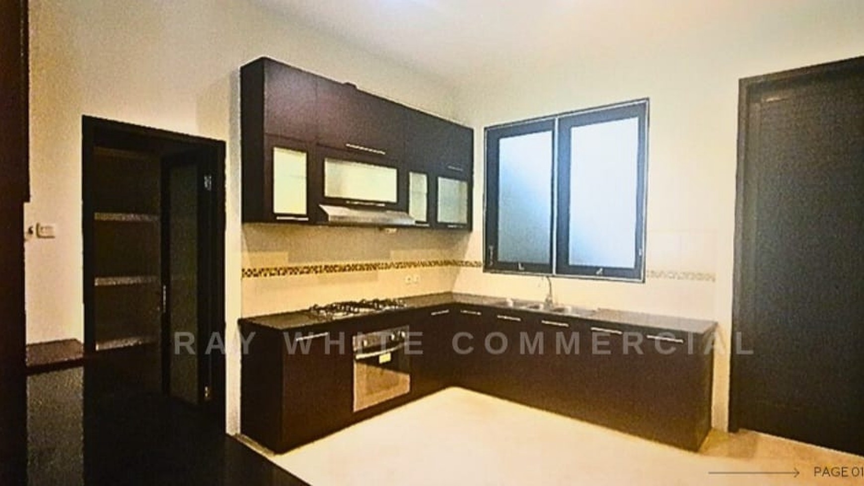 Rumah Modern Minimalis 2 lantai, New Remodelling, dengan Lokasi Elite dan nyaman di Jl. Teladan Raya. Cilandak, Jakarta Selatan.