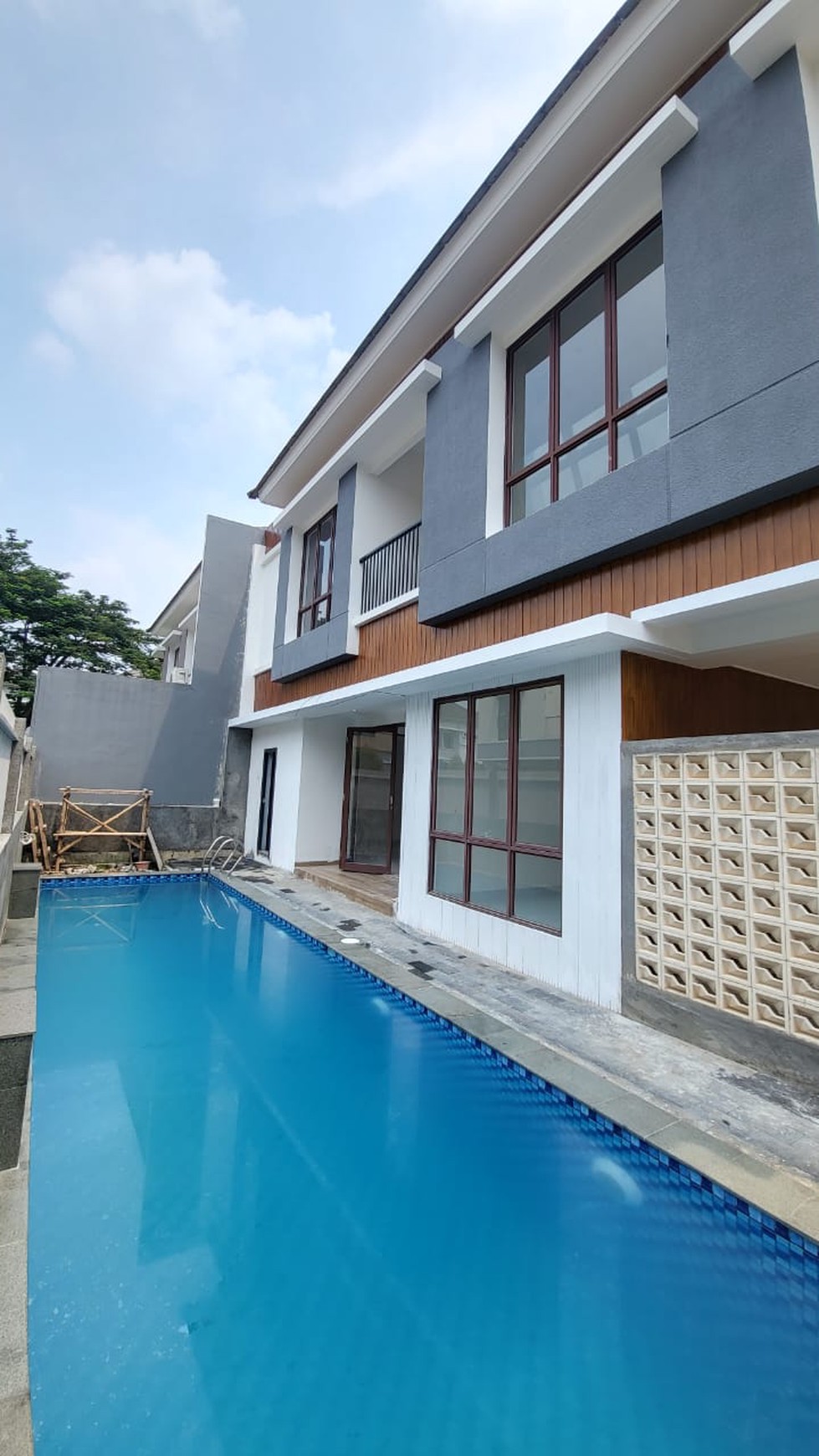 Rumah Bagus Di Discovery Fiore Bintaro Jaya Sektor 9