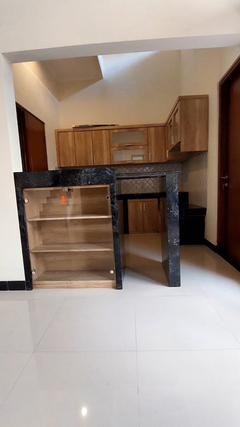 Rumah 2 lantai Dalam Perum Jambon Residence Kricak Tegalrejo Yogyakarta
