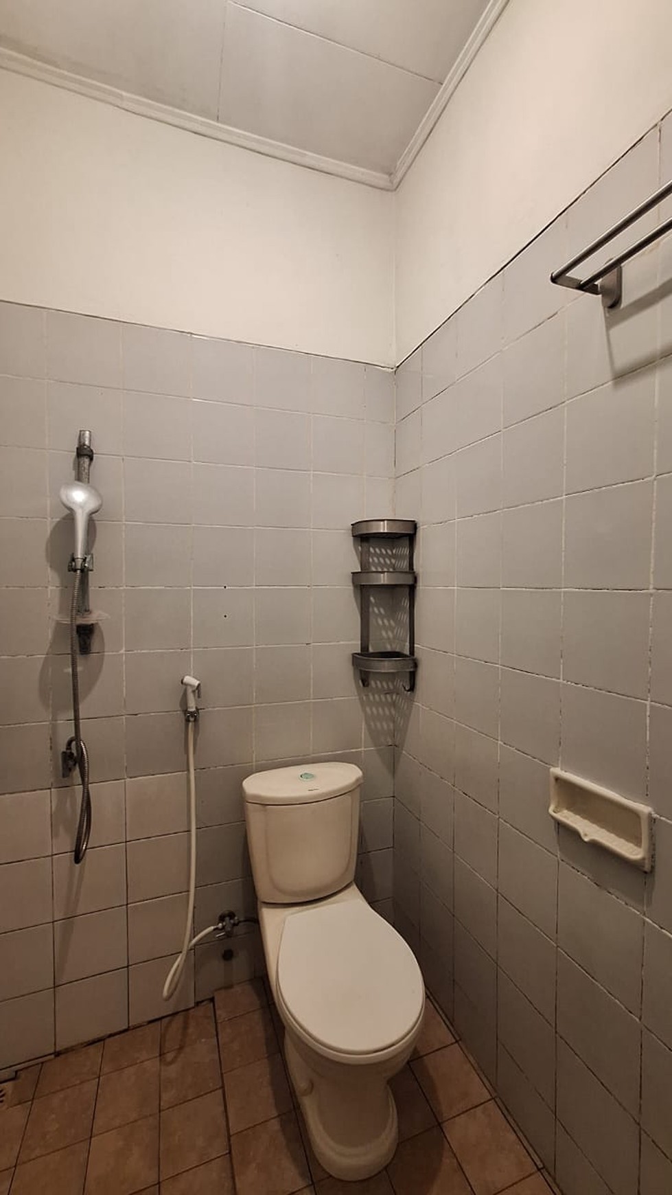 Rumah Bagus Di Mahagoni Park Graha Raya Bintaro Jaya
