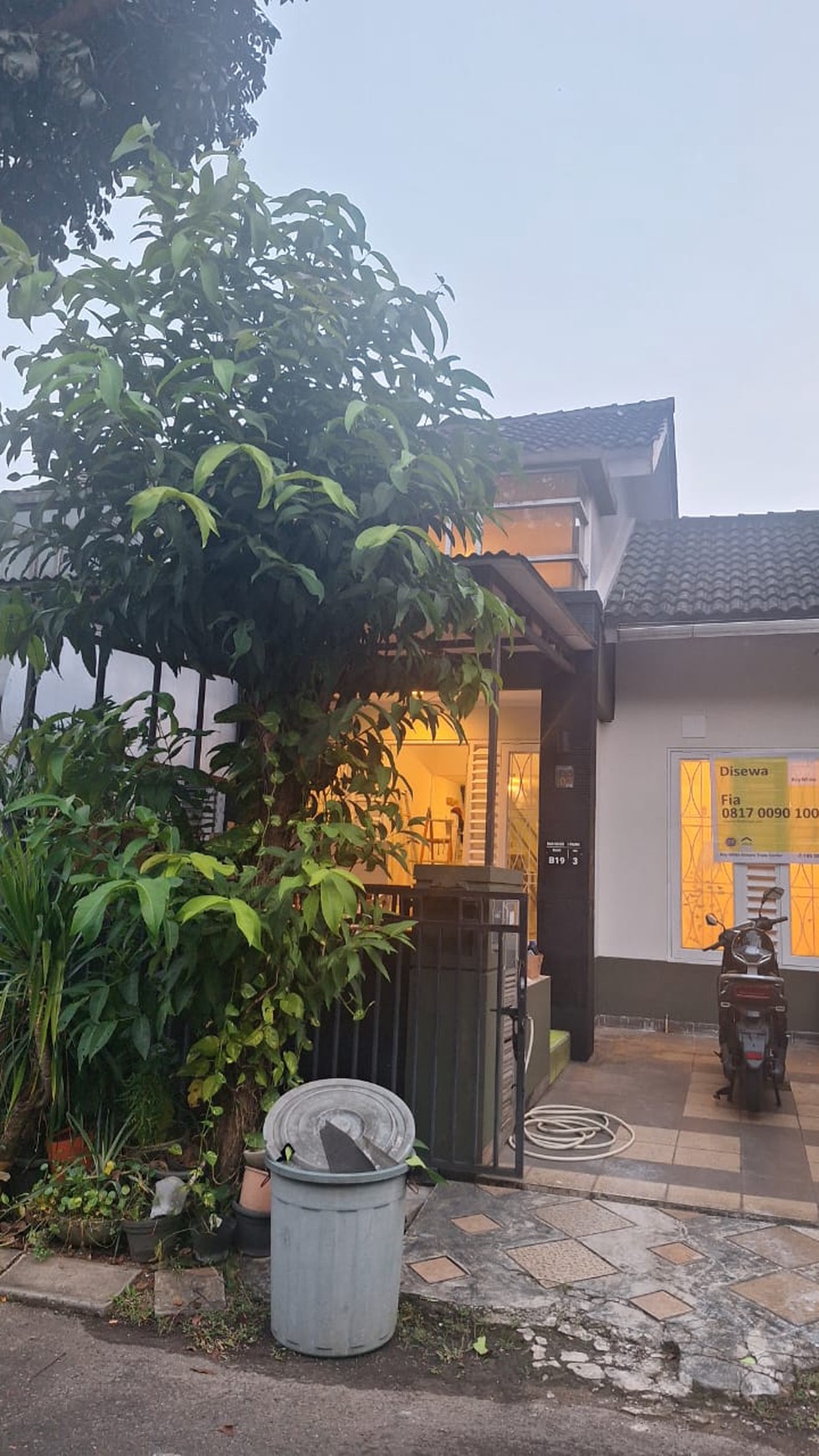 Rumah Bagus Di Mahagoni Park Graha Raya Bintaro Jaya