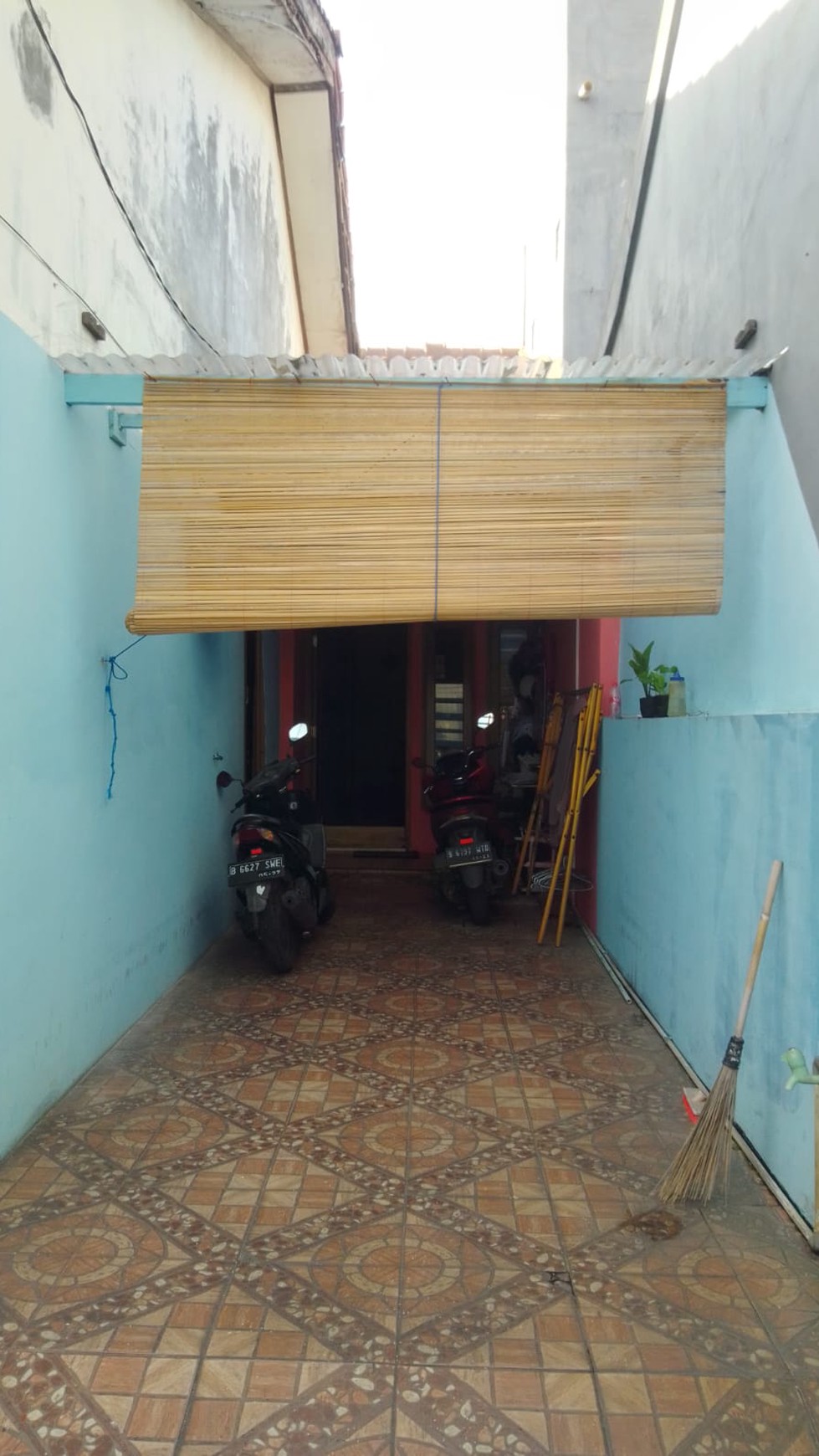 Rumah Bagus Di Jl Masjid Nurul Fajri Pondok Aren Tangerang Selatan