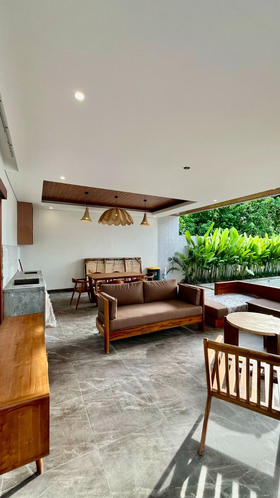 Villa 3 Bedrooms Leasehold Close Seminyak Bali