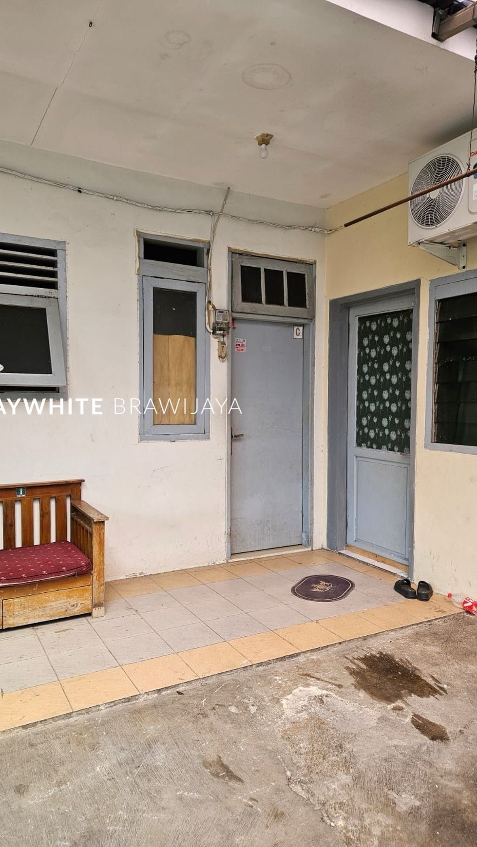Kos-Kosan 10 Pintu Lokasi Startegis Area Kebayoran Lama