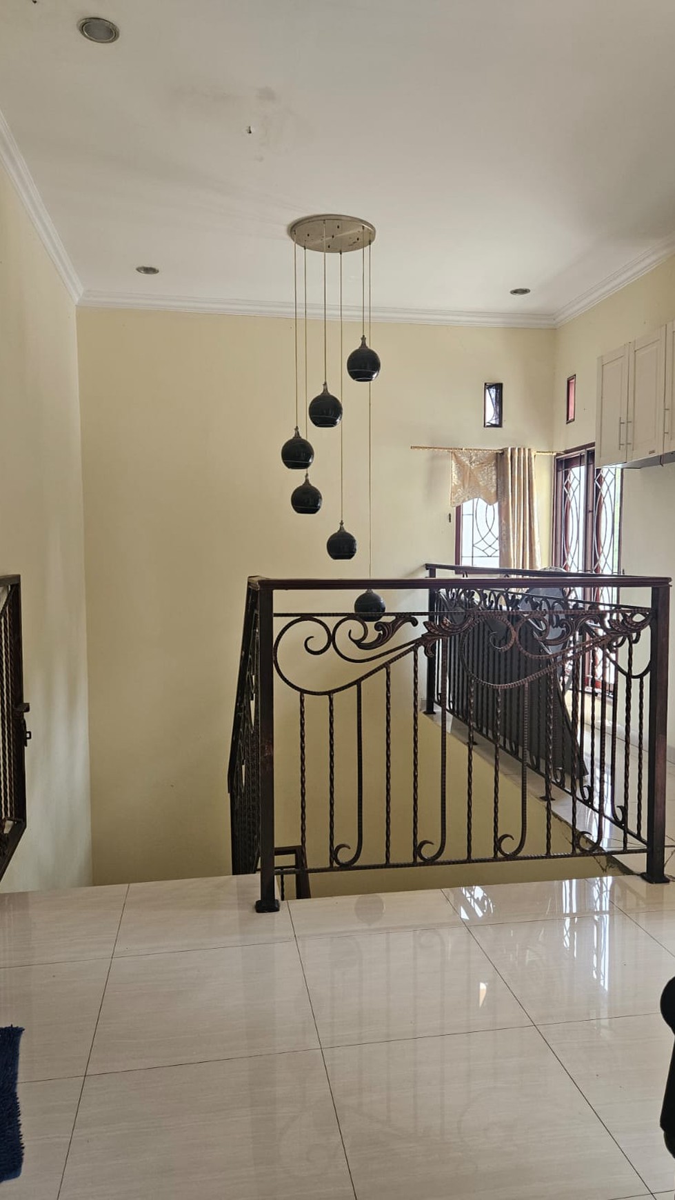 Rumah 2 Lantai Petojo Sabangan 