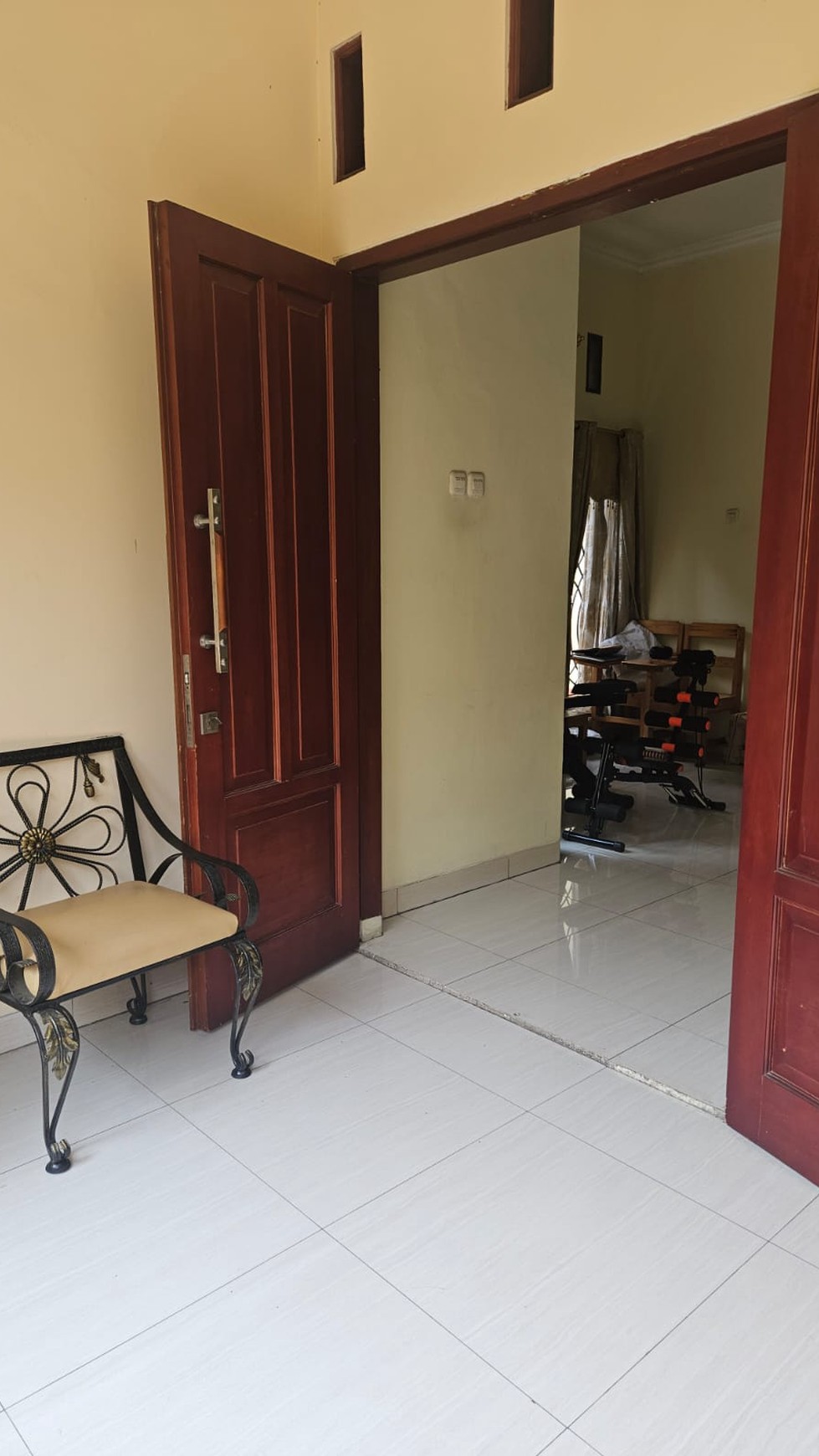 Rumah 2 Lantai Petojo Sabangan 