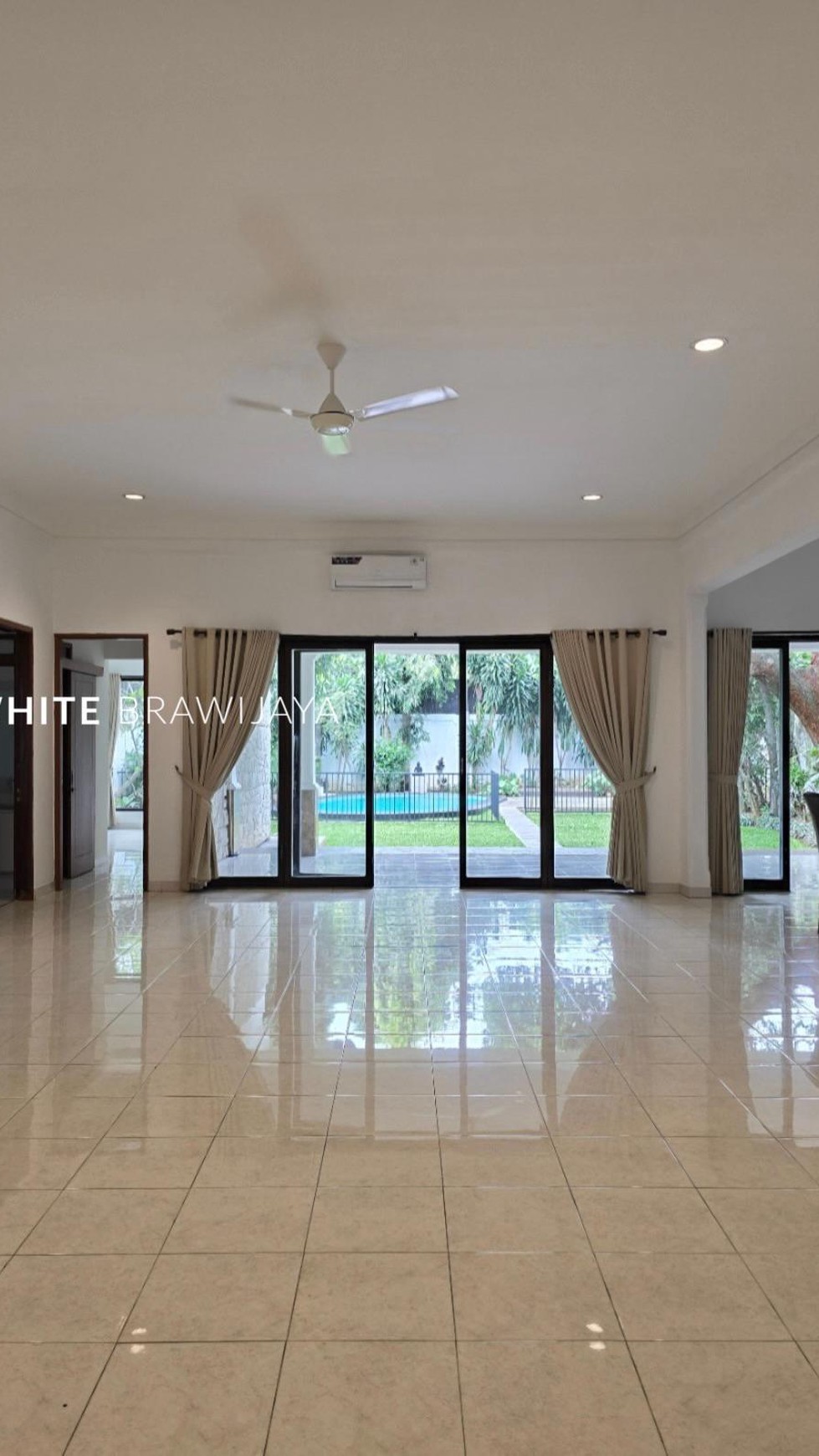 Rumah Mewah Siap Huni Area Kemang Dalam