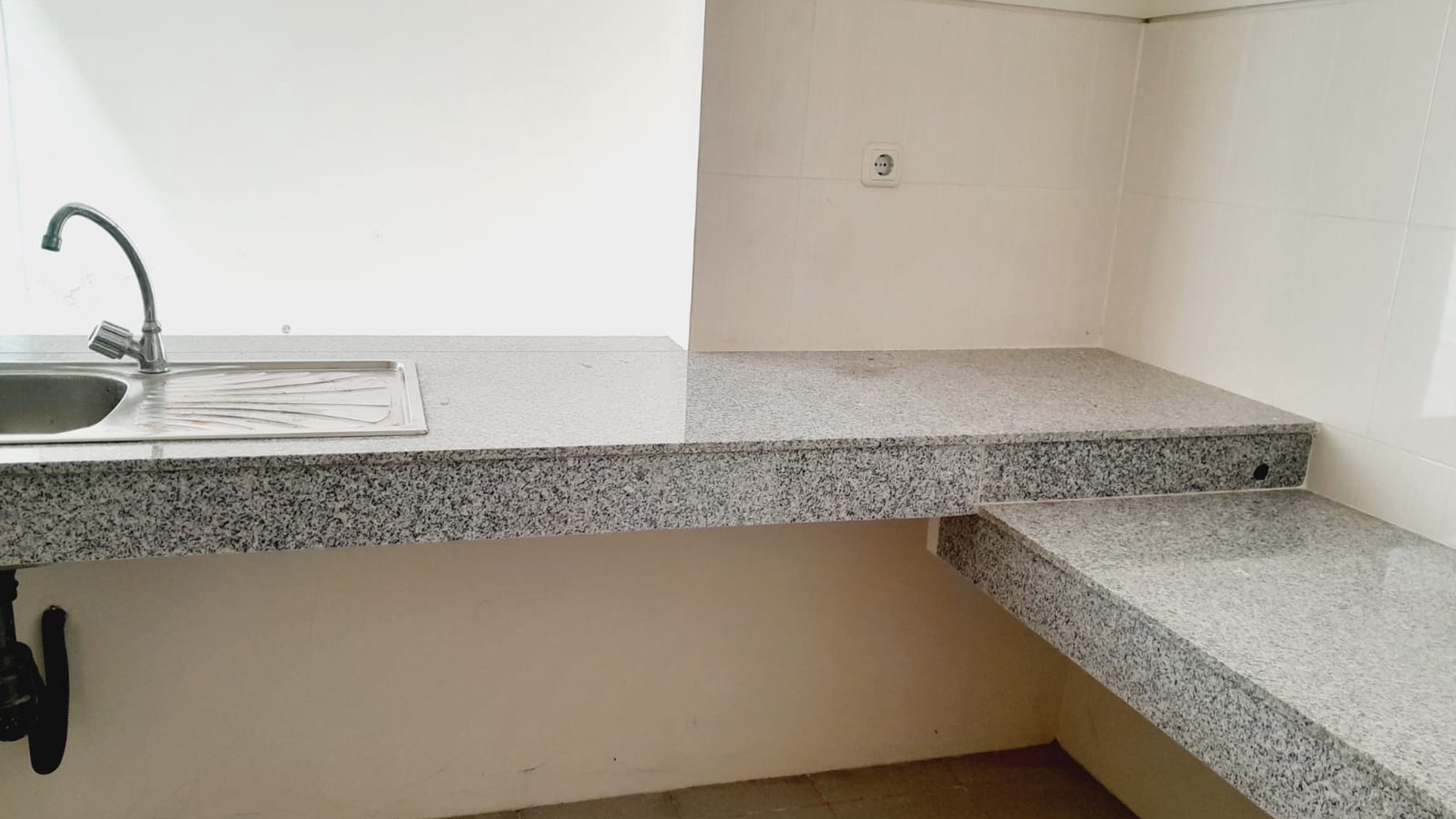 Rumah Cluster Greenwich Royal Residence, Surabaya