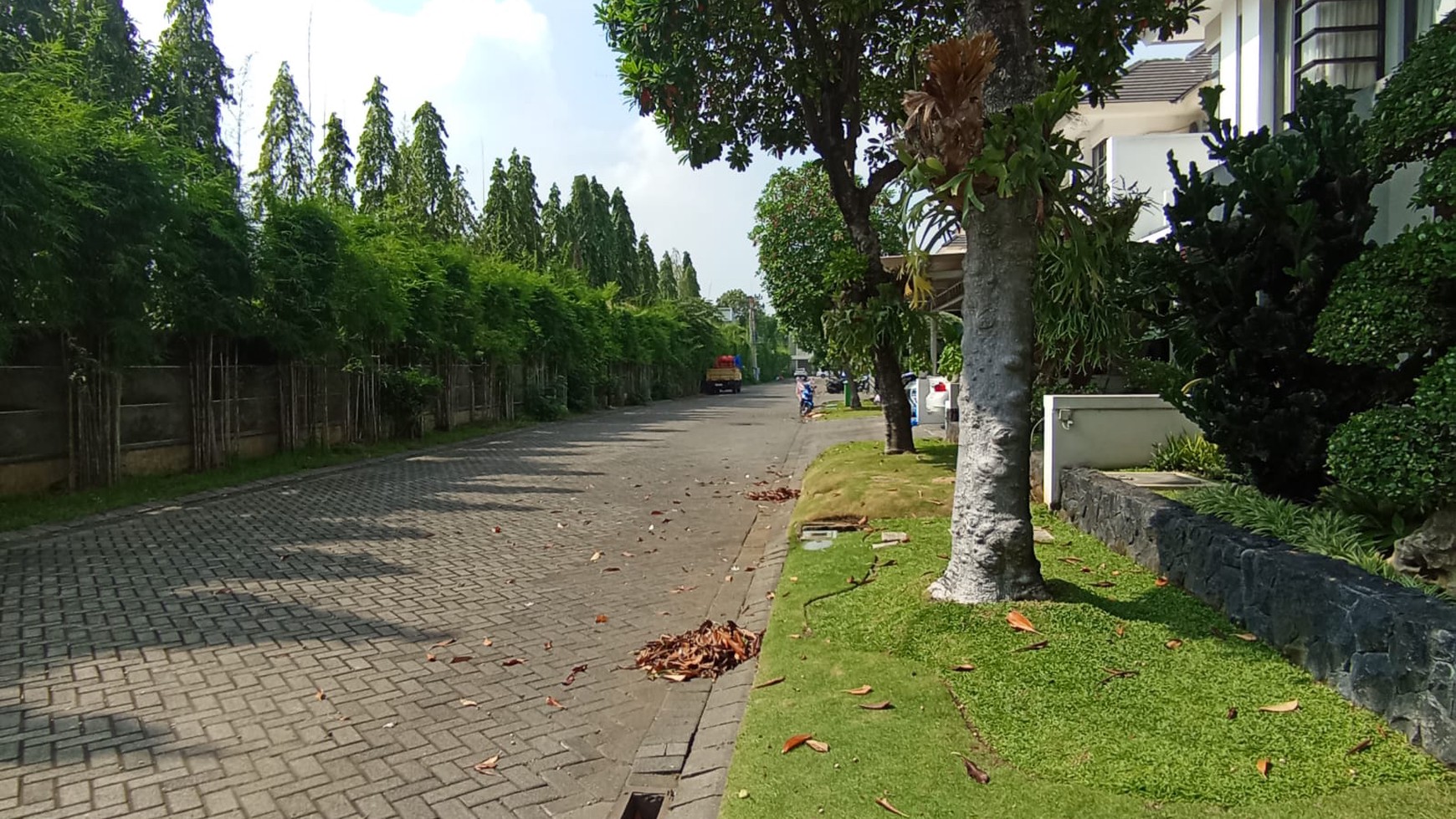 Rumah Cluster Balmoral Royal Residence, Surabaya