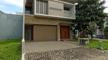 Rumah Cluster Greenwich Royal Residence, Surabaya