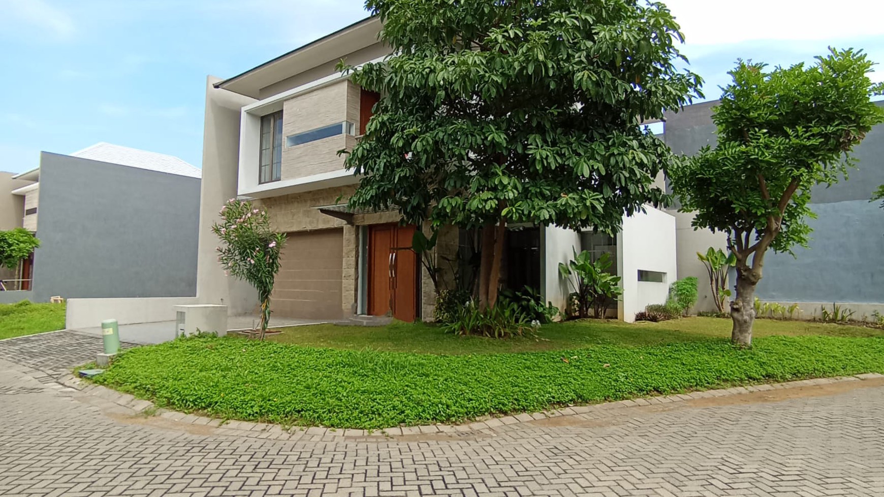 Rumah Cluster Greenwich Royal Residence, Surabaya