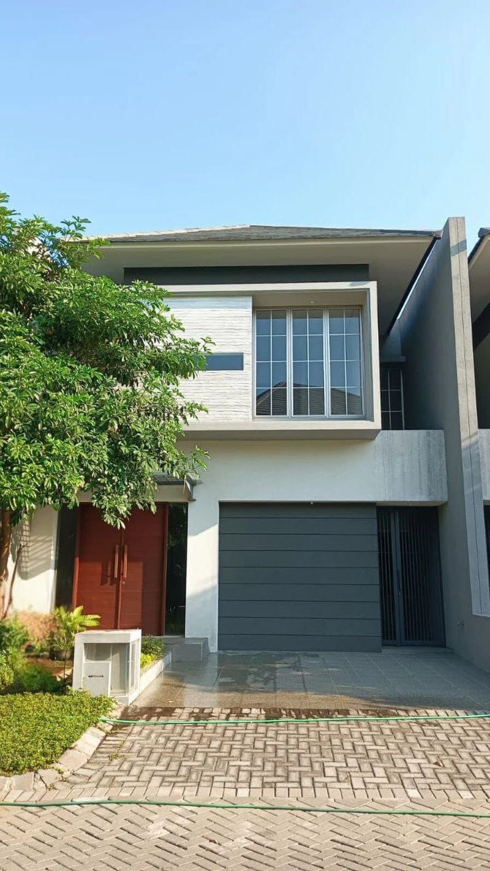 Rumah Cluster Greenwich Royal Residence, Surabaya