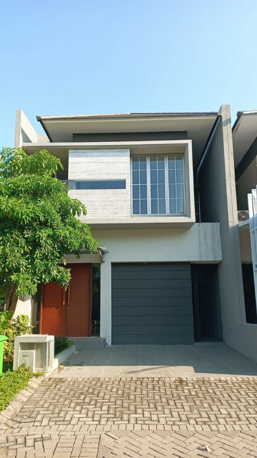 Rumah Cluster Greenwich Royal Residence, Surabaya