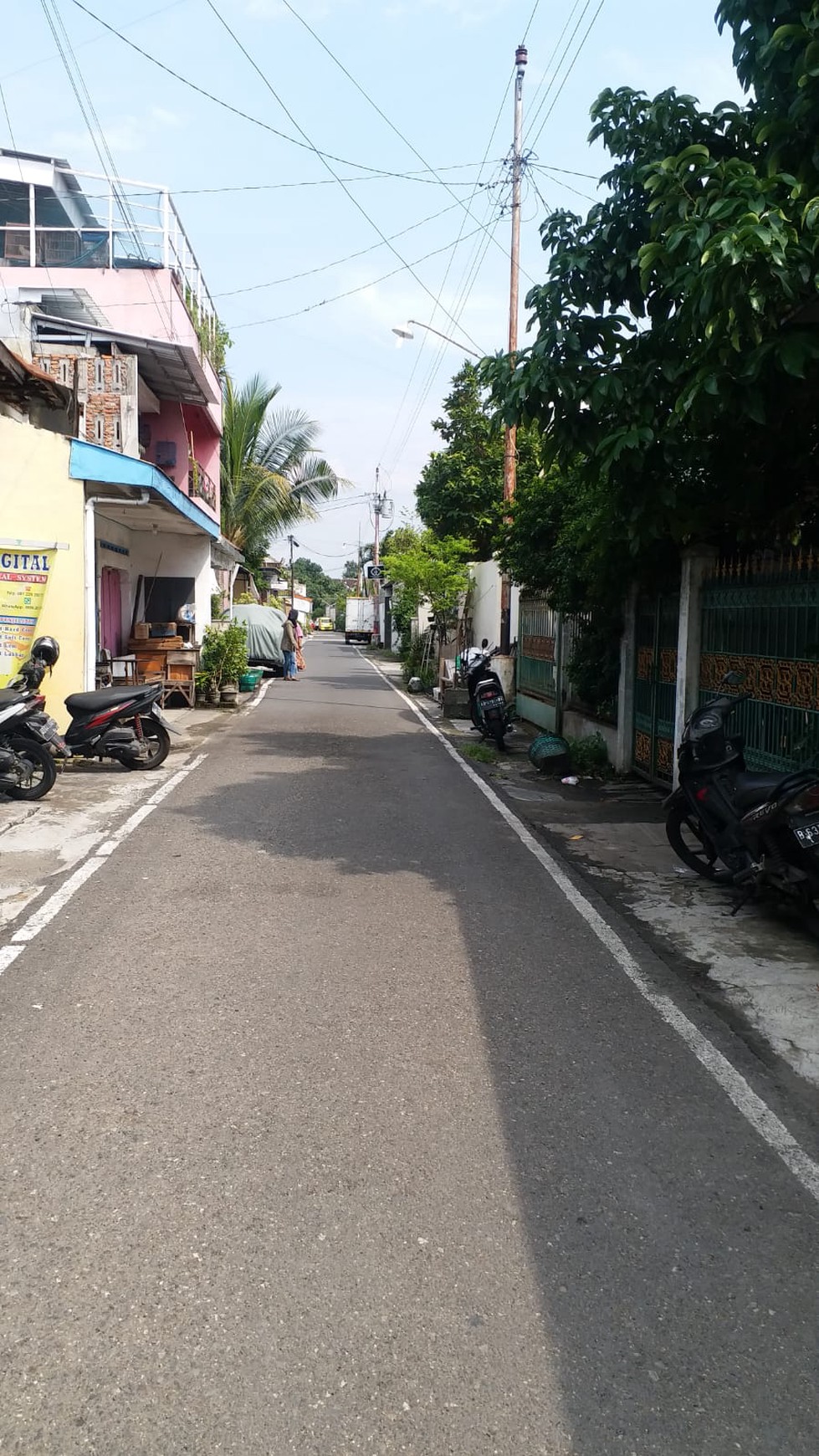Rumah Dekat Kratonan Solo 