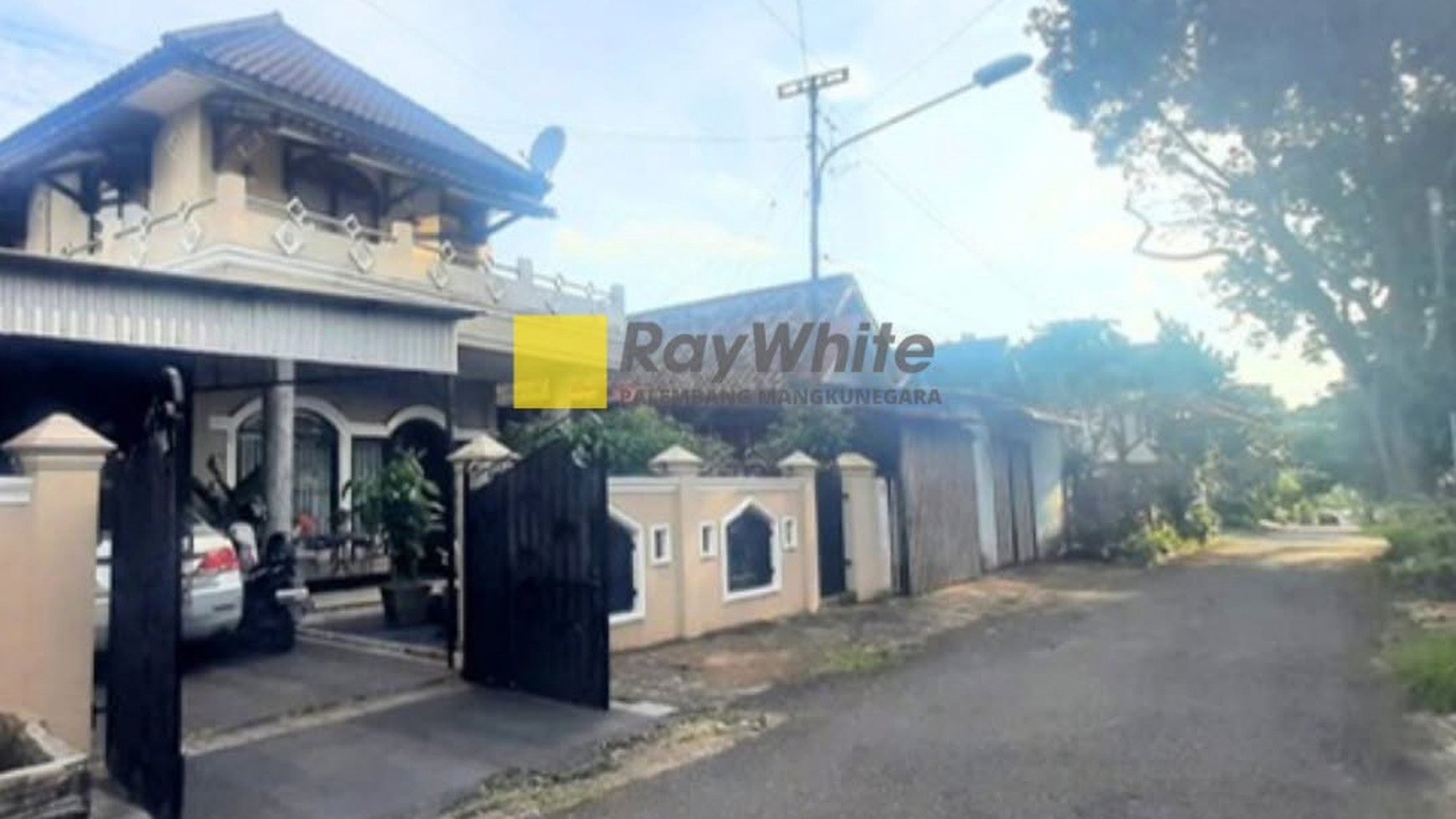 dijual cepat rumah mewah di maskerebet palembang