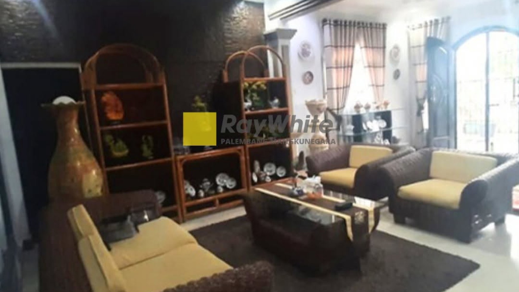 dijual cepat rumah mewah di maskerebet palembang