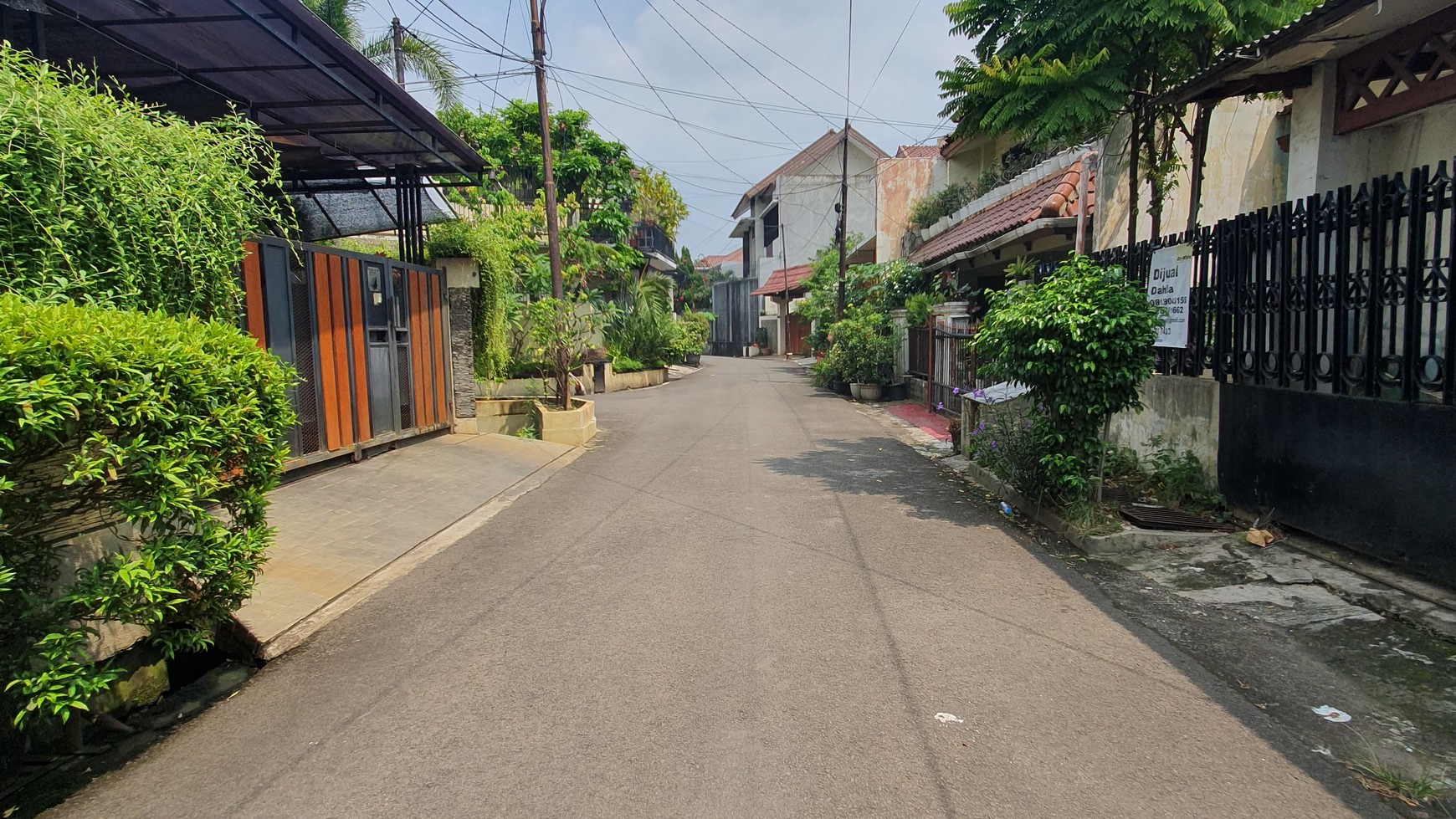 Rumah Bagus Di Jl Lele Rawamangun Jakarta Timur