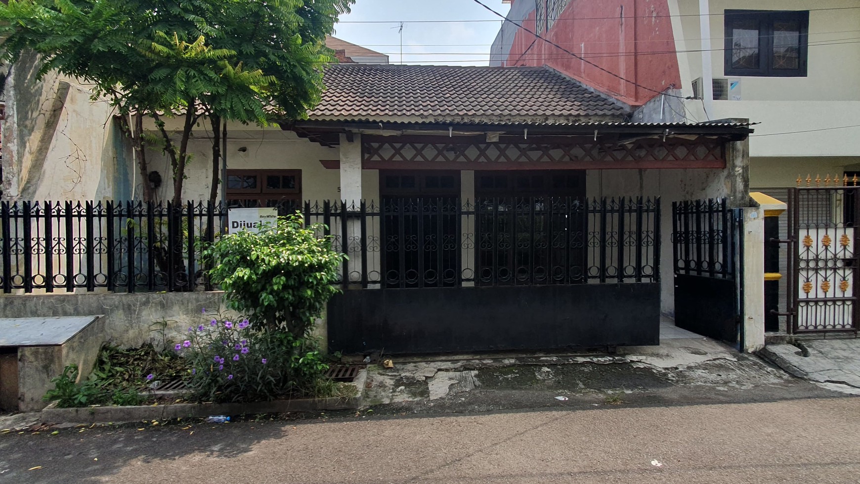 Rumah Bagus Di Jl Lele Rawamangun Jakarta Timur