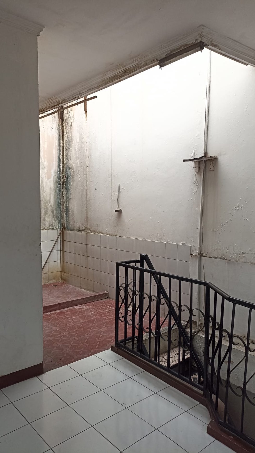 Rumah Bagus Di Jl Lele Rawamangun Jakarta Timur