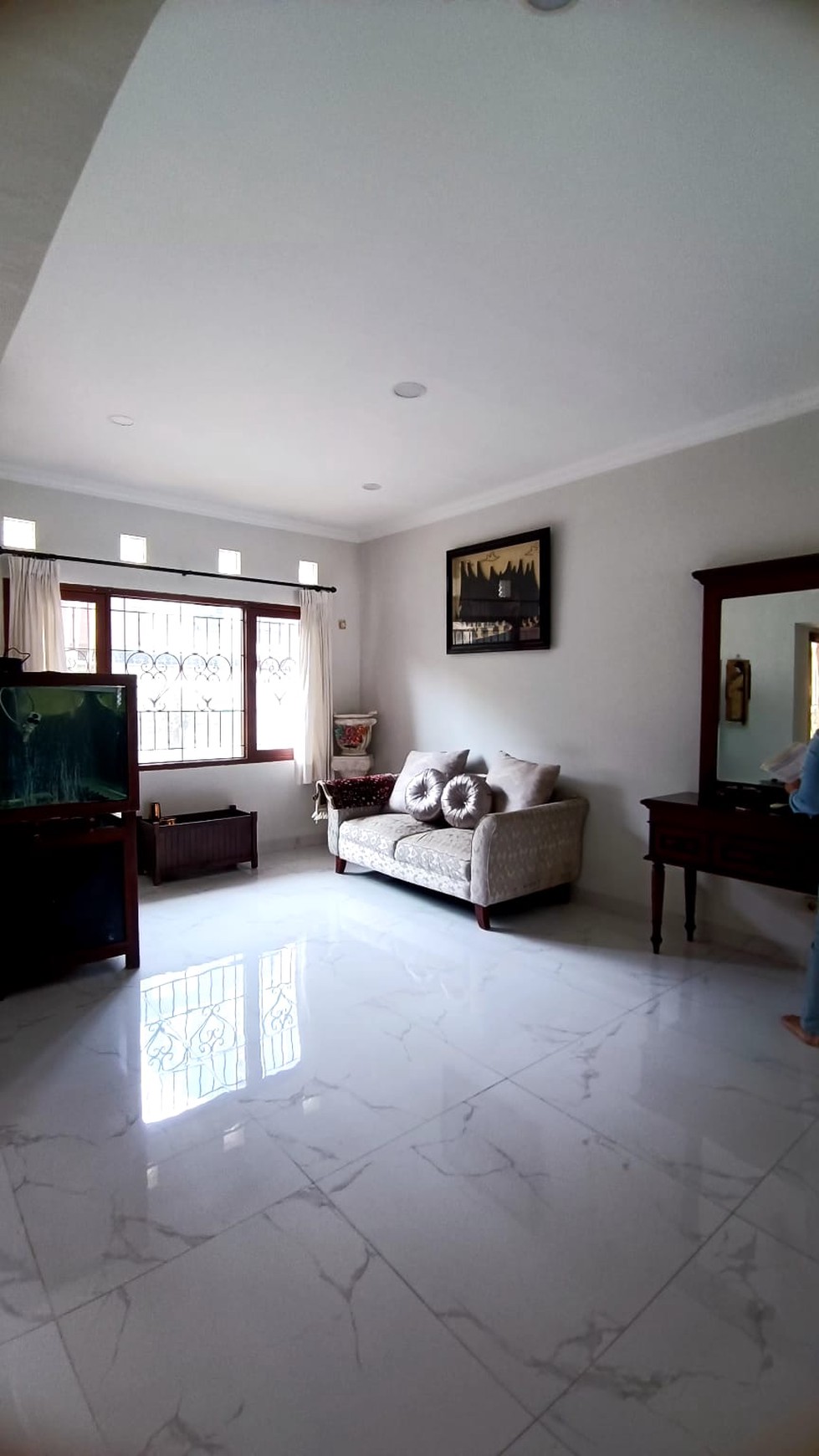 Rumah Bagus Di Jl Radio Radio Dalam Jakarta Selatan