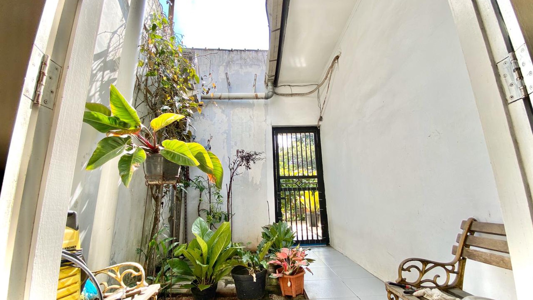 Rumah Bagus Di Jl Lenteng Agung Raya Jakarta Selatan