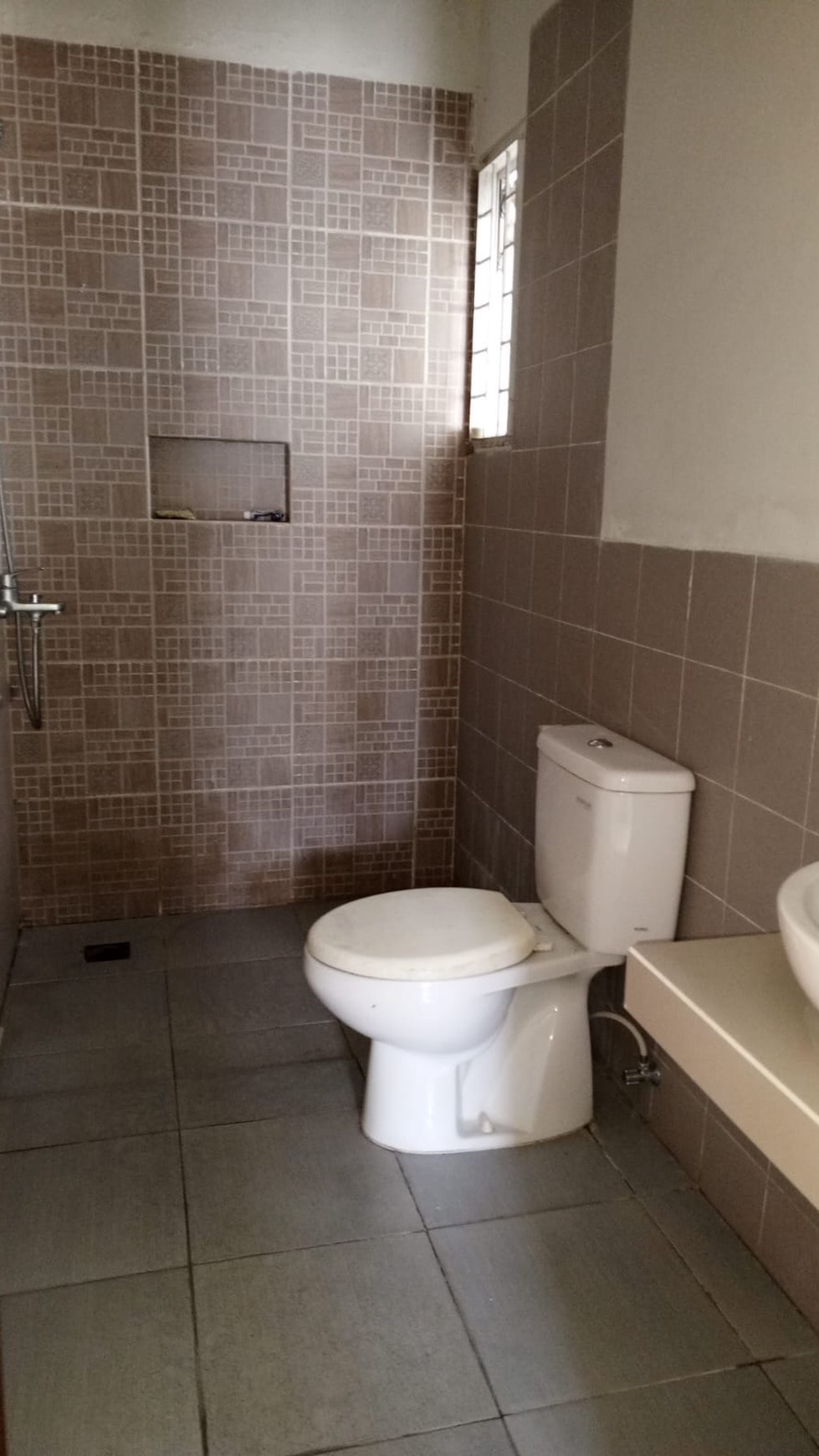 Rumah Bagus Di Graha Jeumpa Residence Pondok Aren Tangerang Selatan