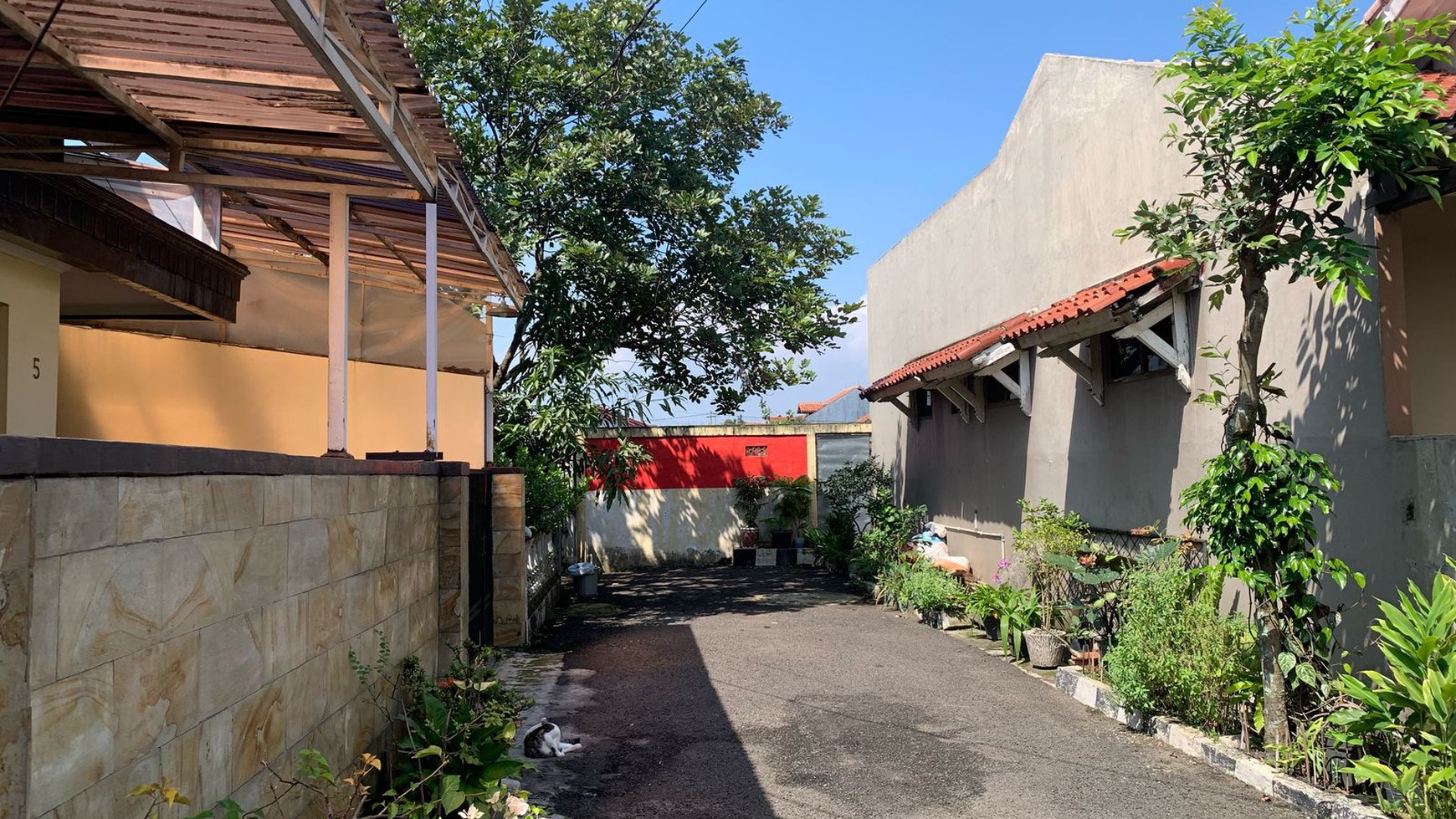 Rumah Nyaman di Komplek Pasir Pogor Ciwastra