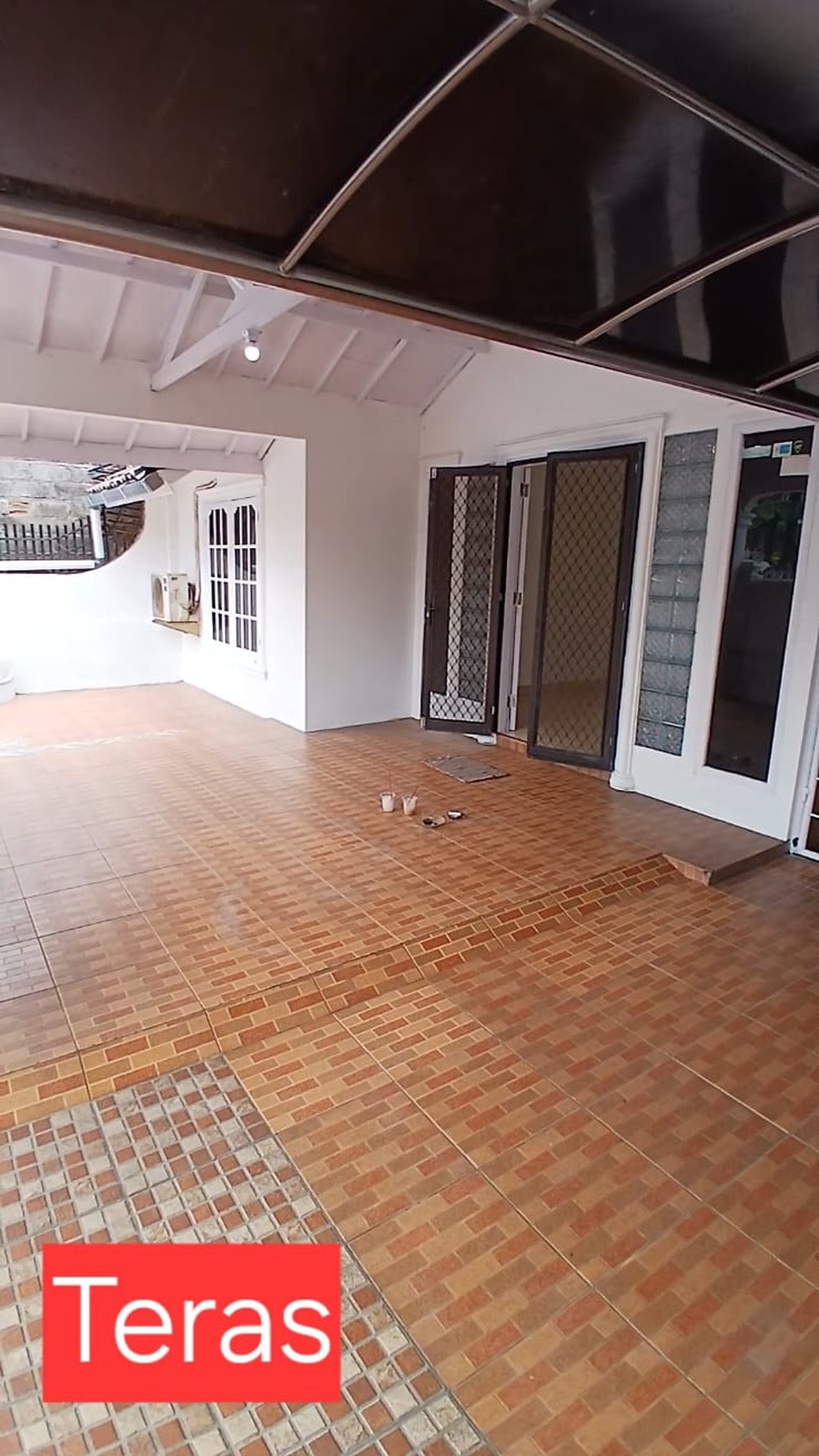 Di Jual Rumah Strategis Pinggir Jalan Raya Utama