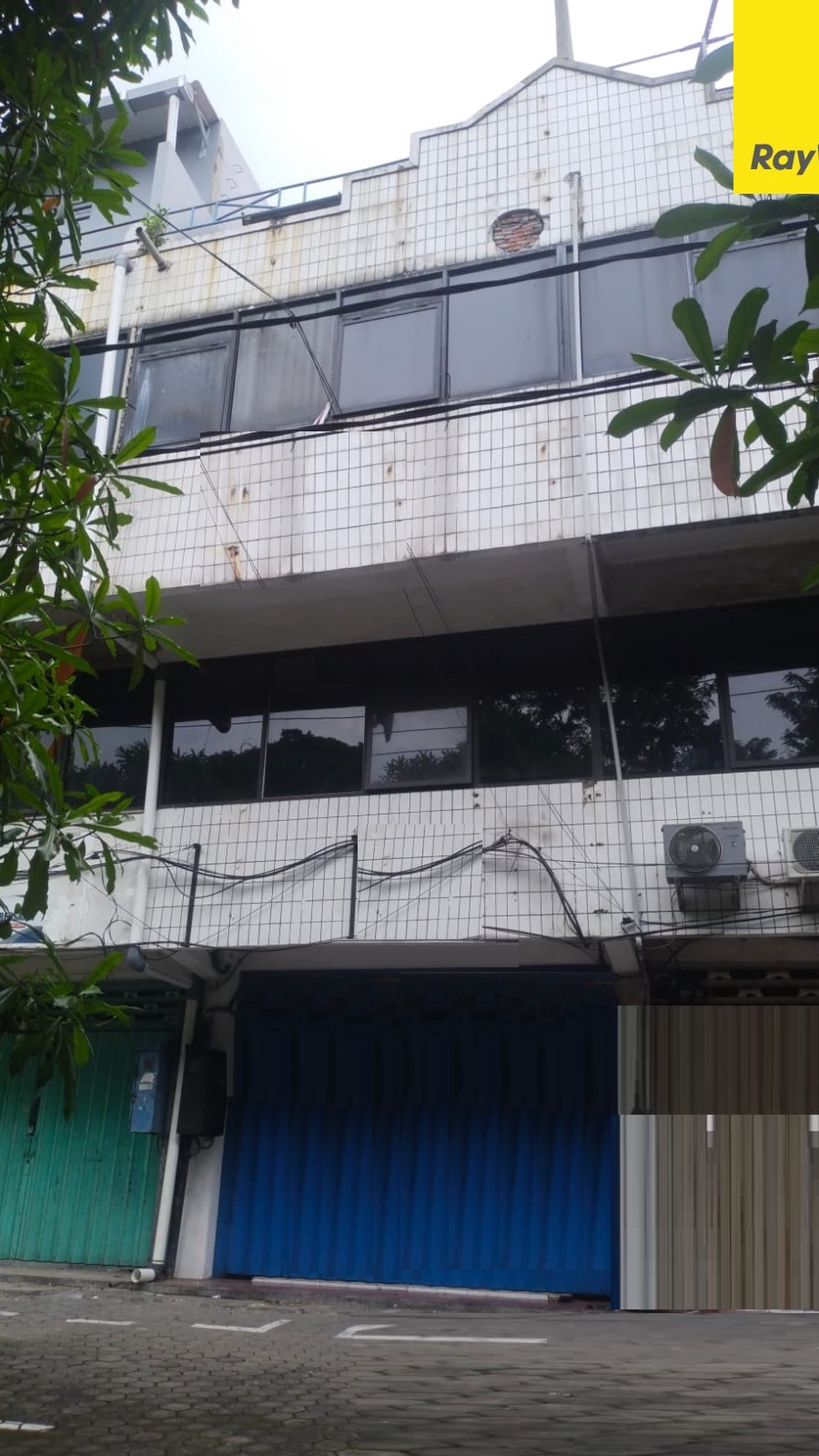 Disewakan Ruko 4 lantai di Ruko Manyar Indah RMI Surabaya