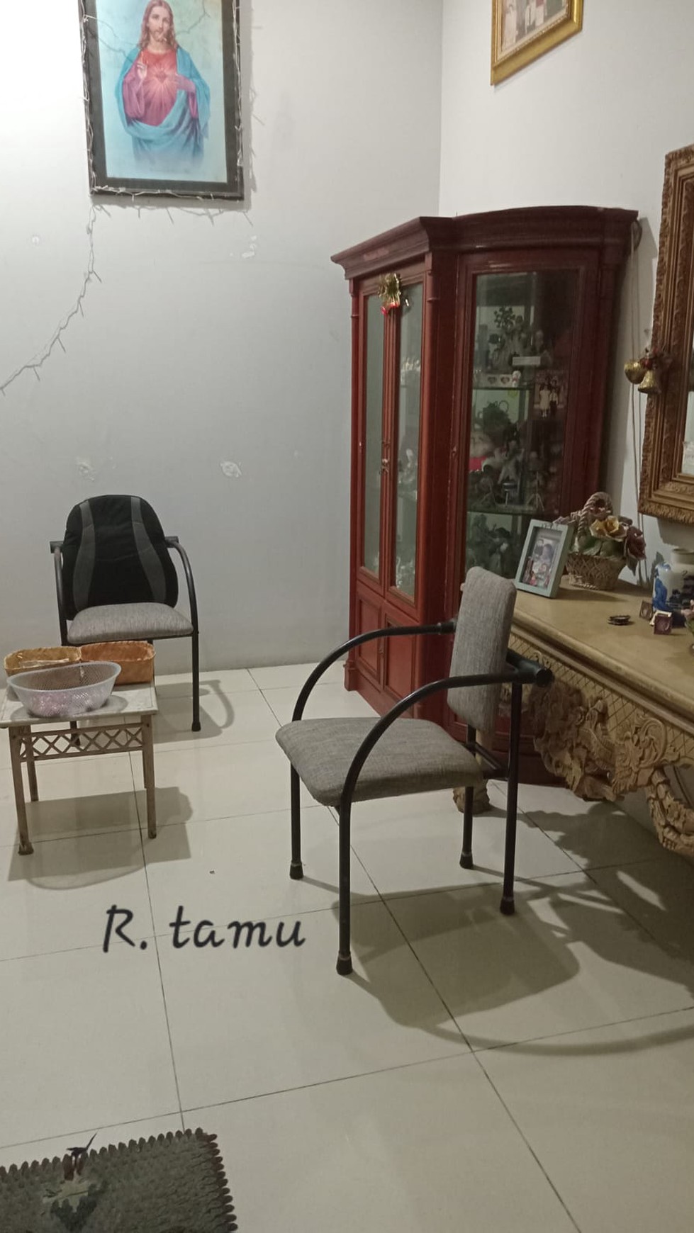 Rumah 2 Lantai Siap Huni dengan Hunian Nyaman dan Asri