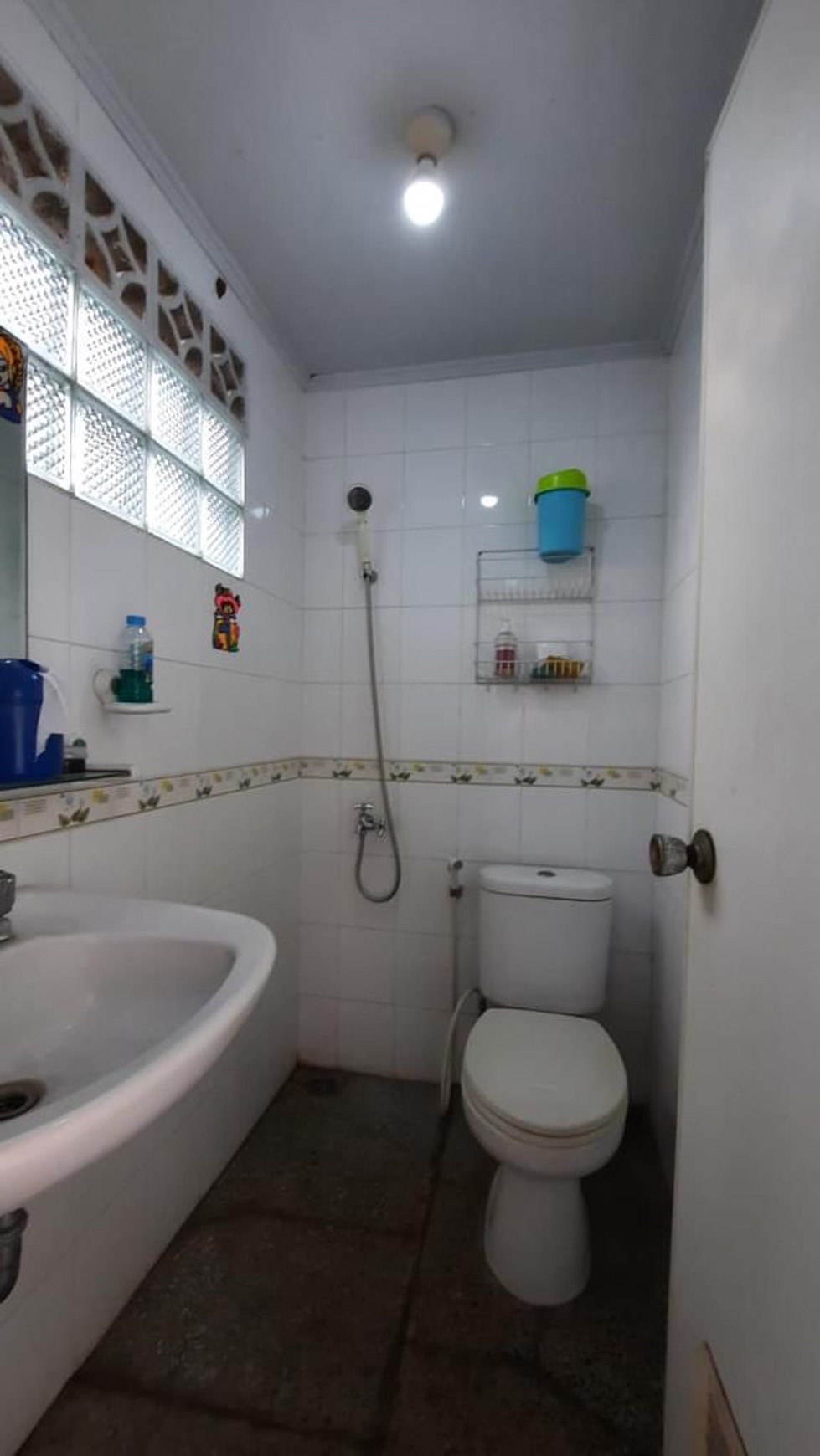 Rumah 2 lantai, bebas banjir di Bintaro Sektor 5