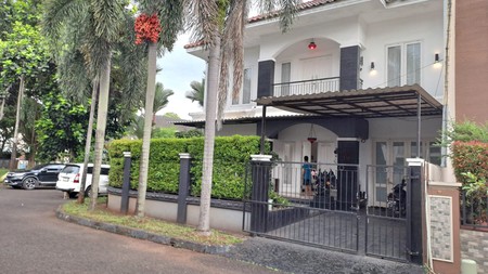 Rumah 2 Lantai Giri Loka BSD