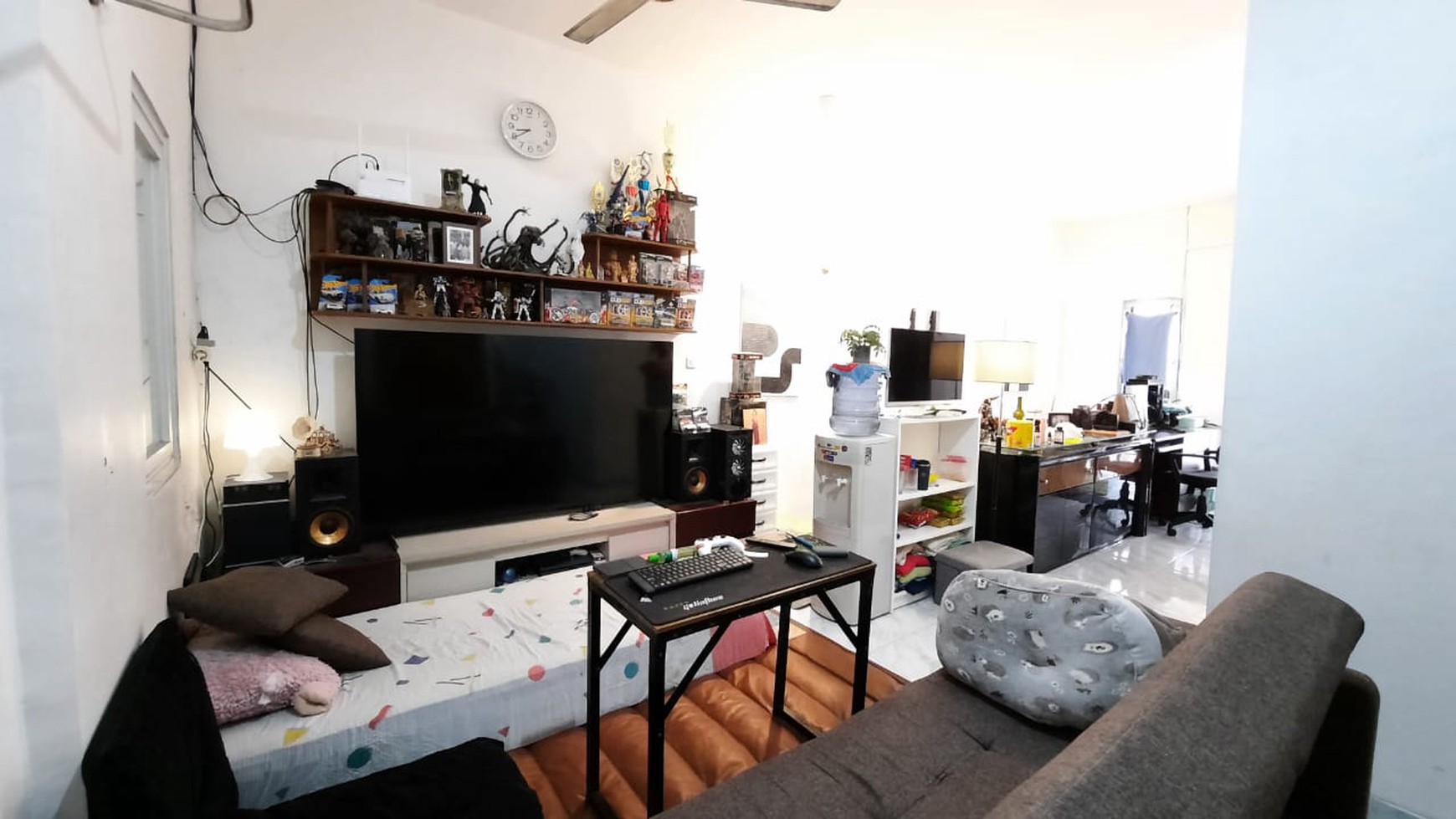 Dijual murah rumah di JL. Kecak - kelapa Gading Jakarta