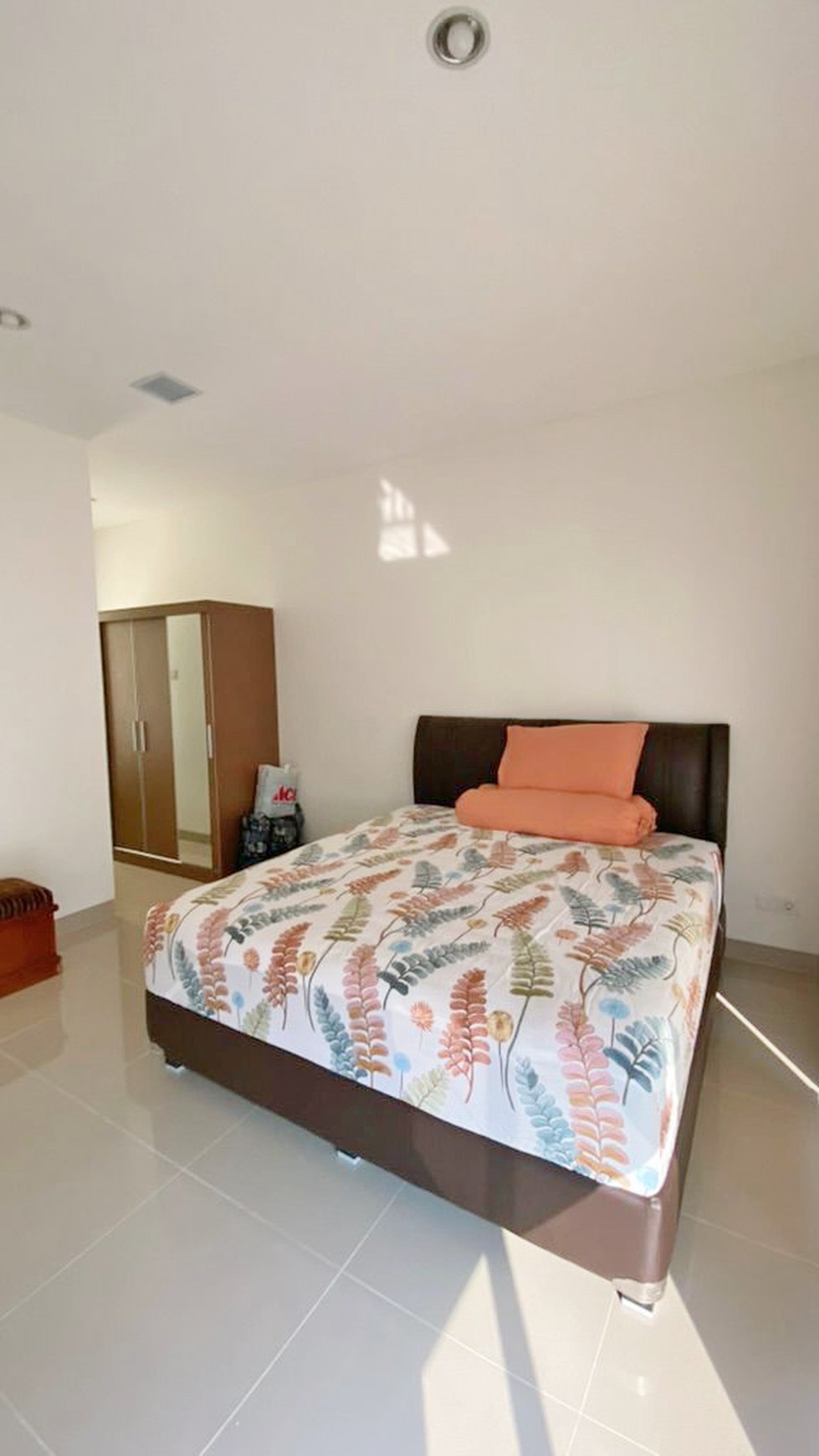 Rumah Cantik 2 lantai di Nara Village Gading Serpong