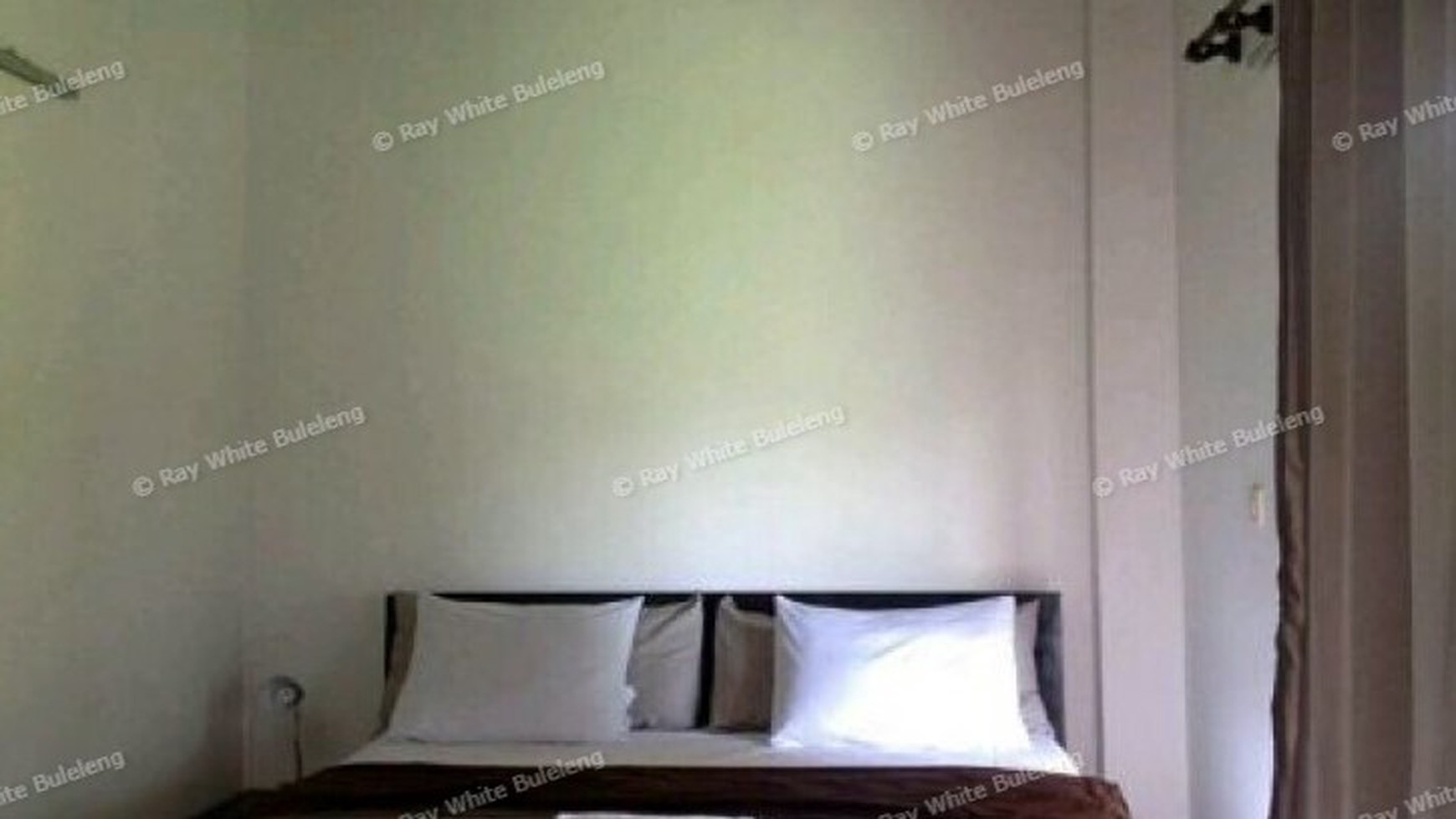 HOTEL FOR SALE!