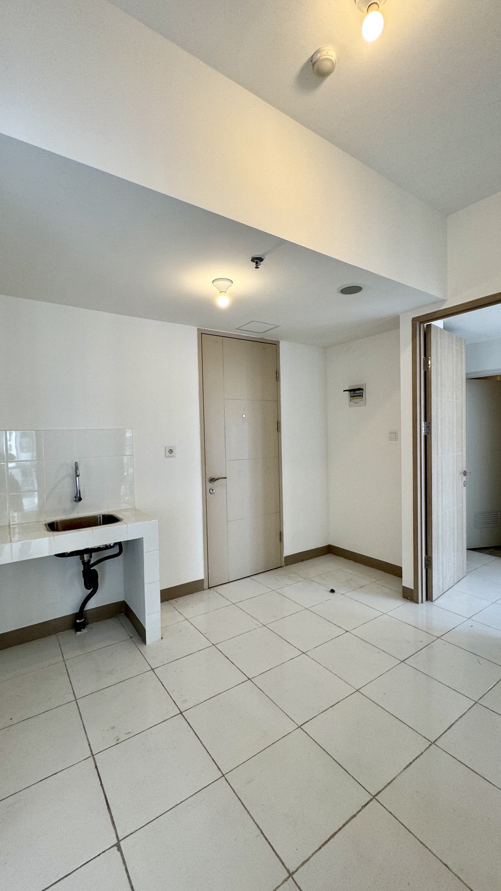 Disewa Apartemen Tokyo Riverside Tower Edogawa, Pik2