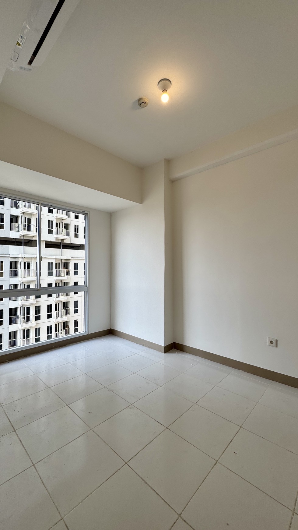 Disewa Apartemen Tokyo Riverside Tower Edogawa, Pik2