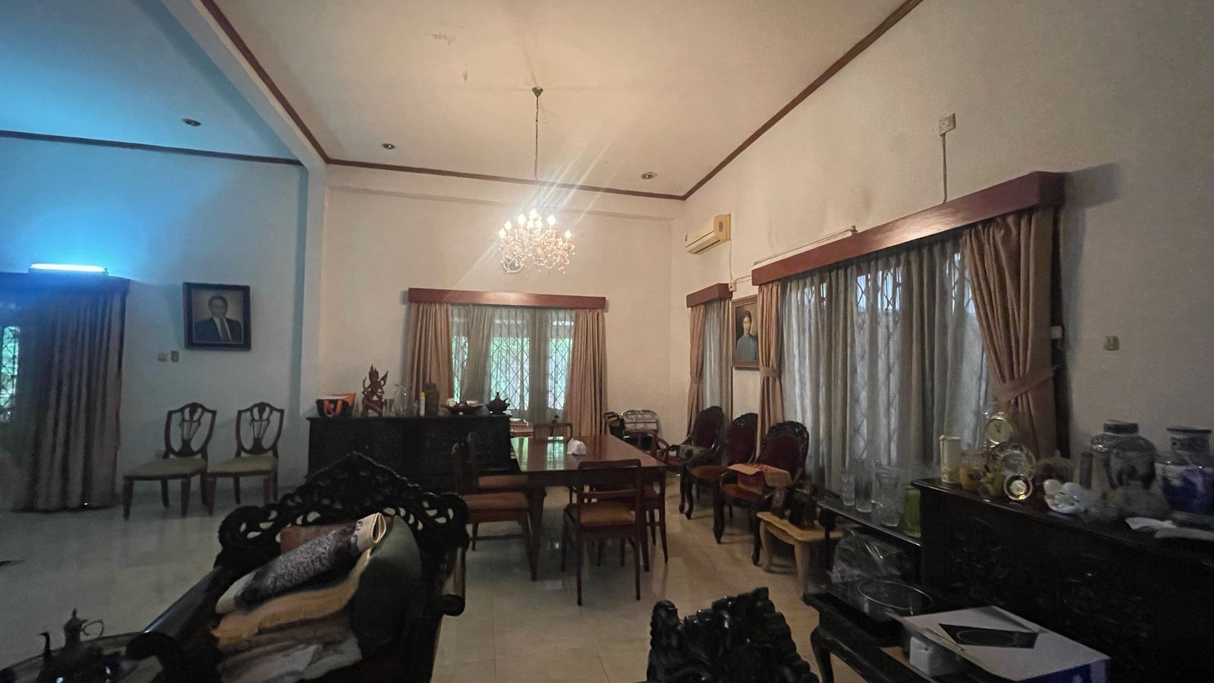 Dijual Rumah Nyaman dan Asri di Kebayoran Baru, Jakarta Selatan