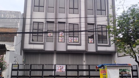 Disewakan Ruko Baru 3 Lantai- Tambak Rejo Surabaya - Dekat Kenjeran