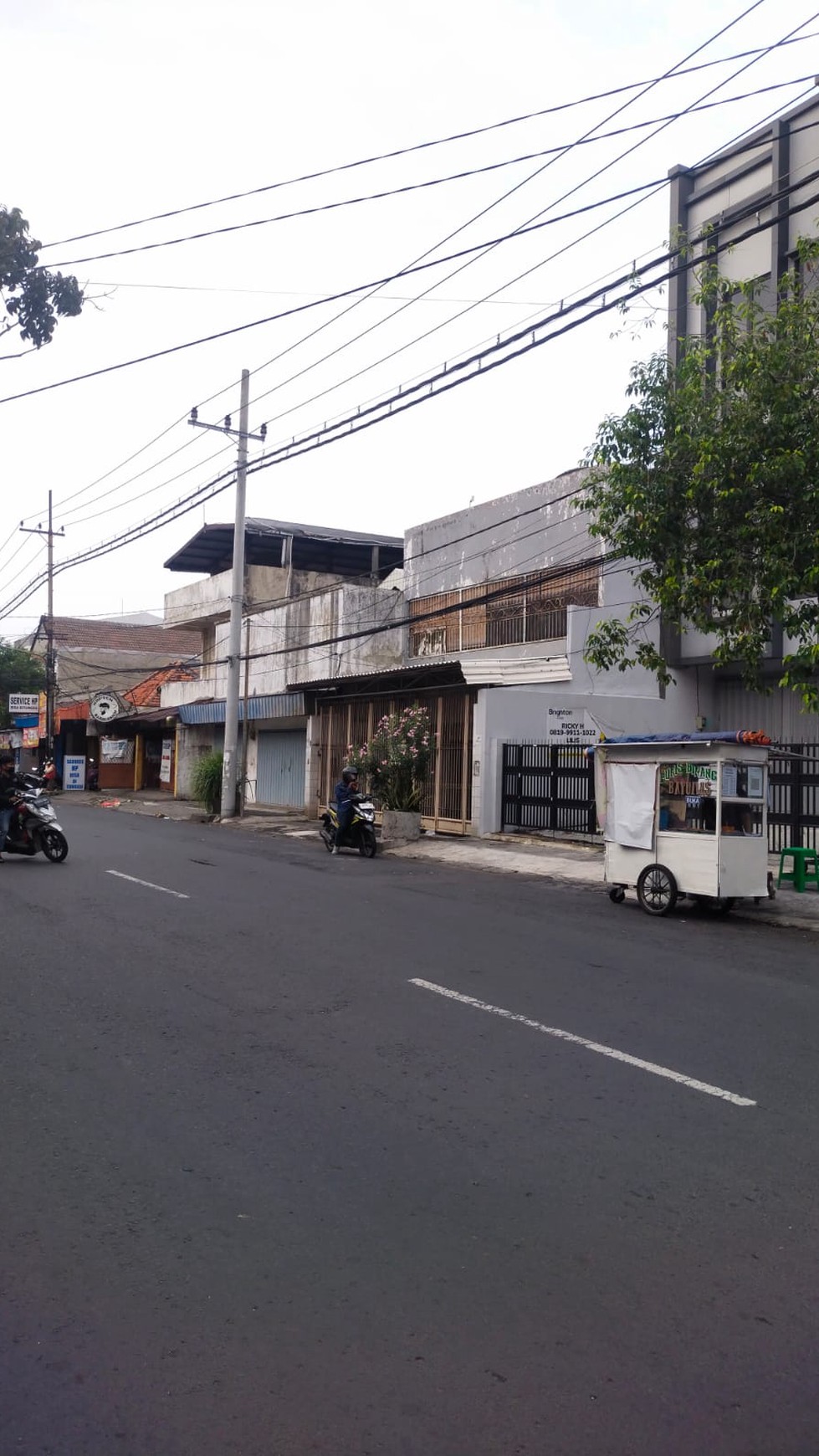 Disewakan Ruko Baru 3 Lantai- Tambak Rejo Surabaya - Dekat Kenjeran