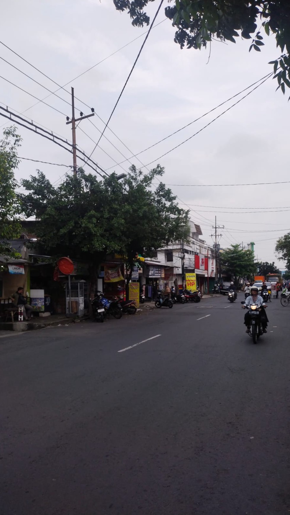 Disewakan Ruko Baru 3 Lantai- Tambak Rejo Surabaya - Dekat Kenjeran