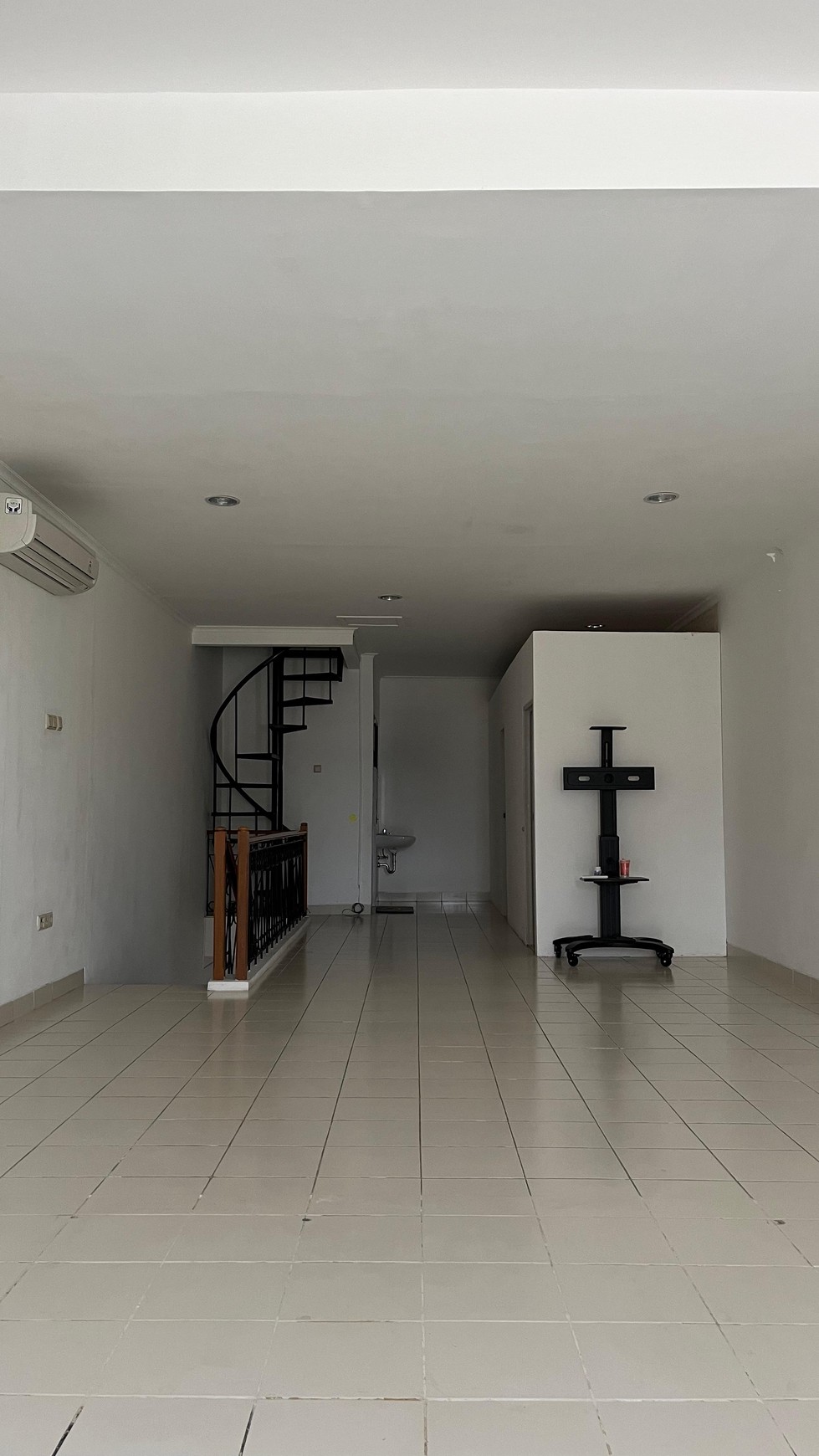 Best Price - Ruko Murah Hadap Boulevard Kota Wisata