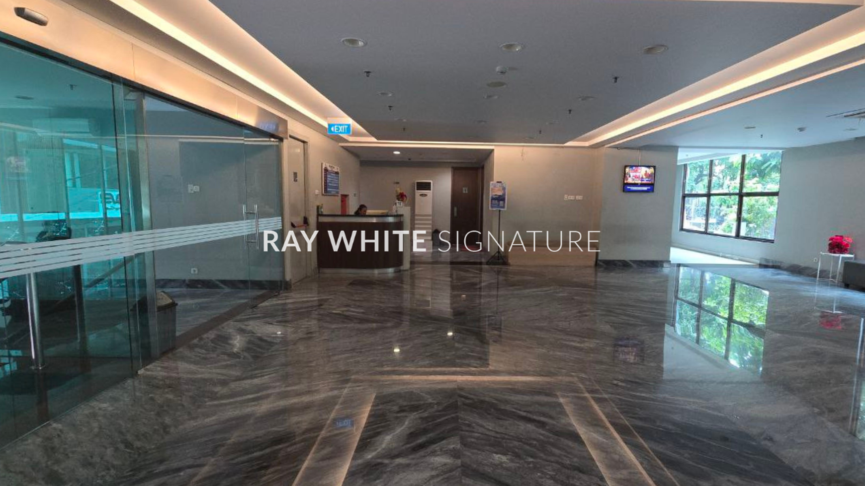 Dijual Gedung Komersil dengan Area Office dan Service Apartement di Kebayoran baru