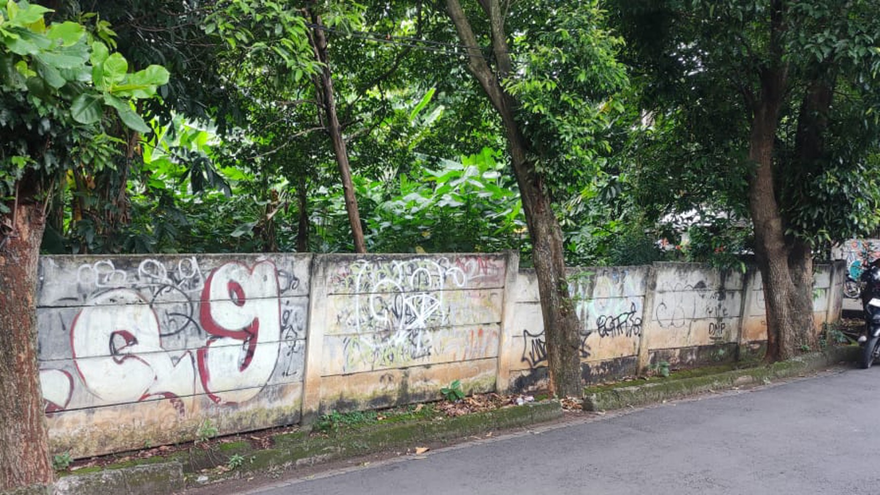 Kavling/ Tanah Kosong