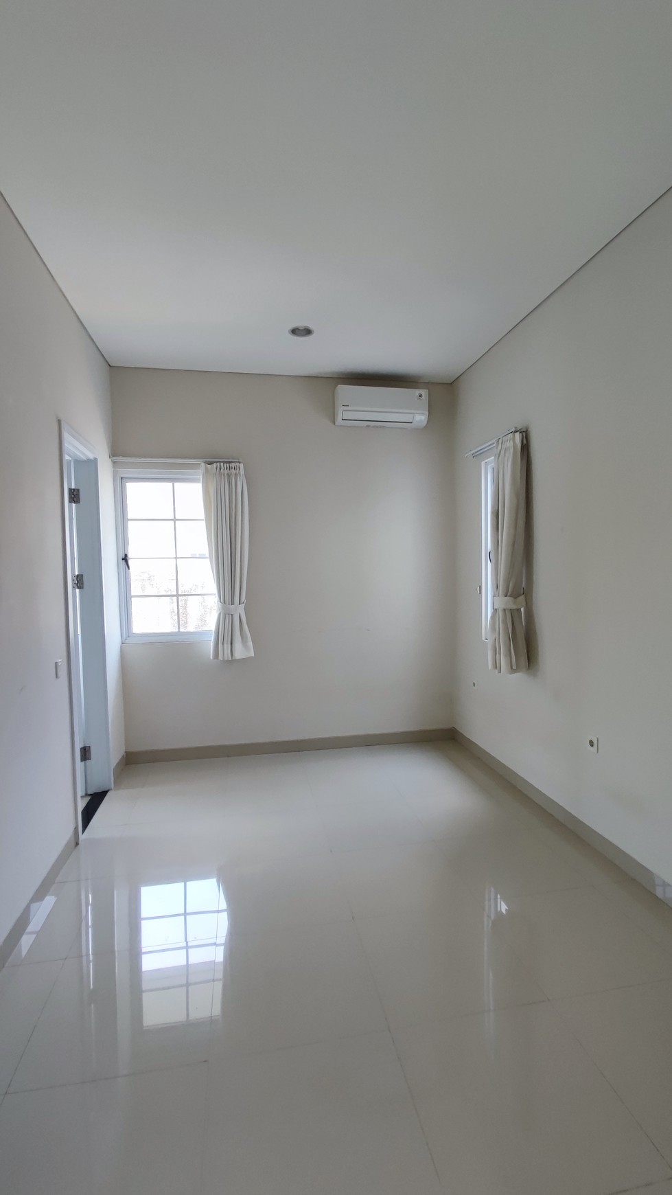 Jarang Ada. Rumah Mewah De Park De Maja, BSD