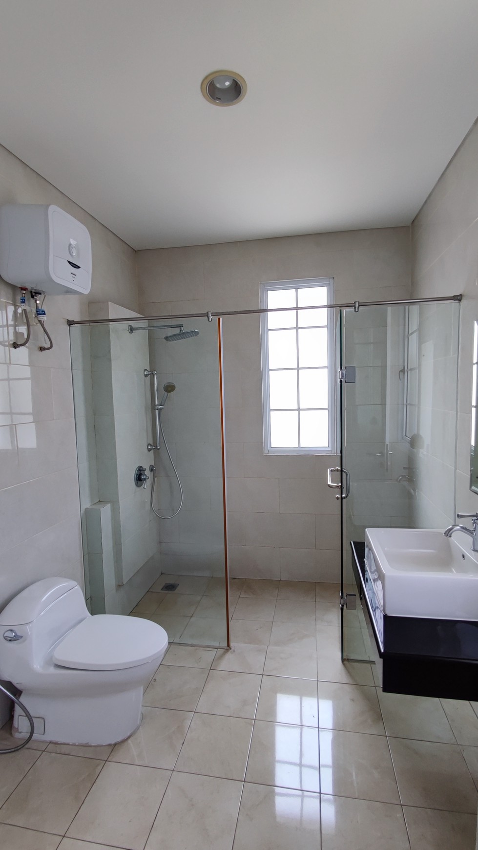 Jarang Ada. Rumah Mewah De Park De Maja, BSD