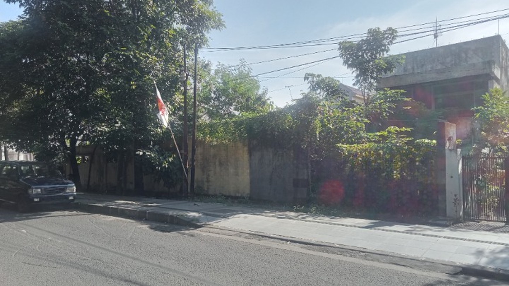 Rumah hitung tanah 840 m 13 jt/m Surabaya jalan raya