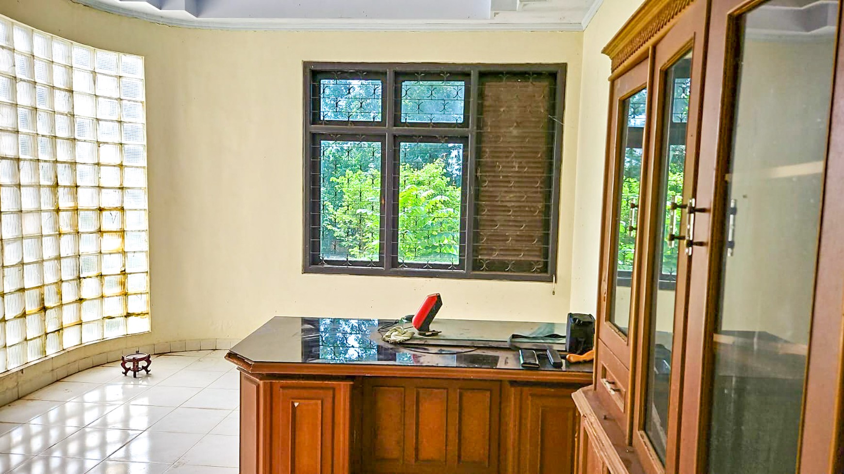 RUMAH KLASIK HALAMAN LUAS DI PAAL LIMA, KOTA BARU, JAMBI COCOK UNTUK HOTEL, CLUSTER, RESTORAN / CAFE, GEDUNG KANTOR