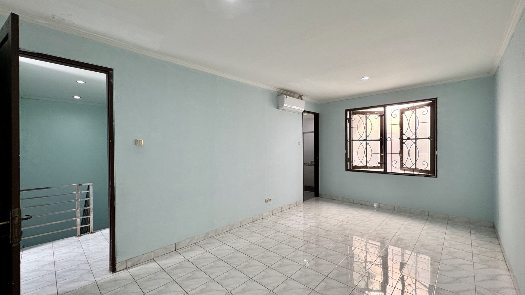 Dijual Rumah di Daan Mogot Baru, Jakarta Barat Indonesia